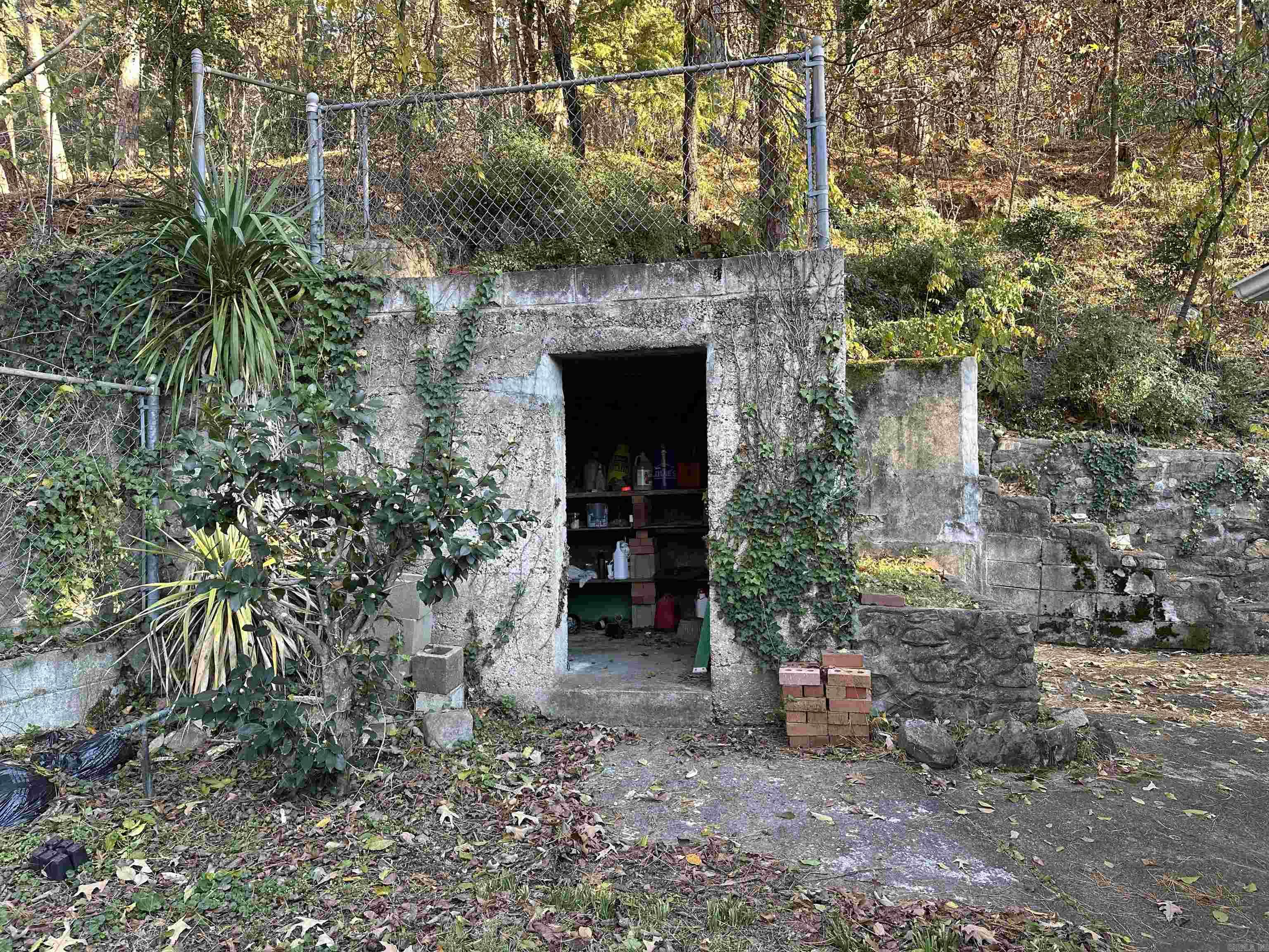 310 Ramble St Street Hot Springs, AR 71901