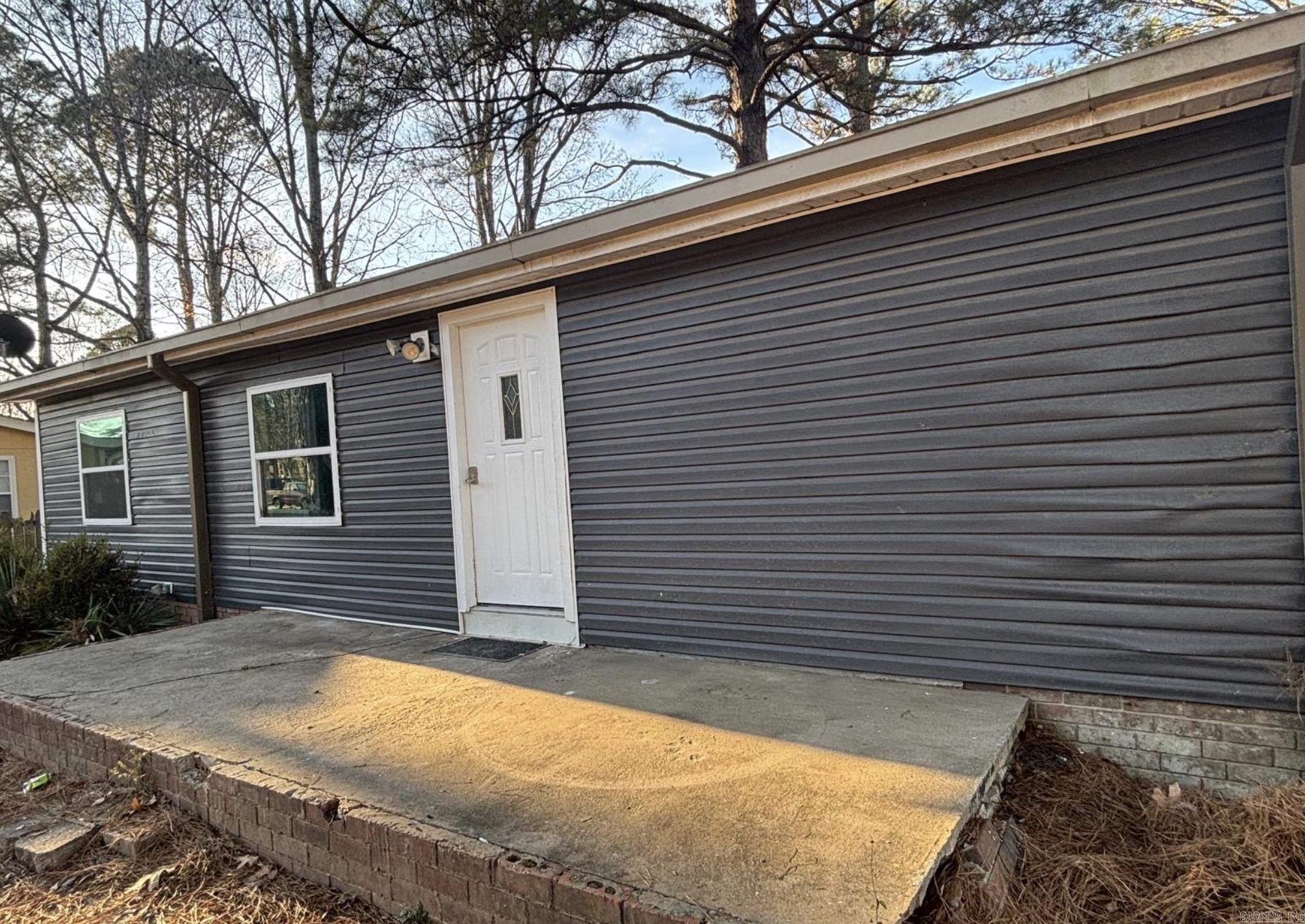 28 Kelli  Alexander, AR