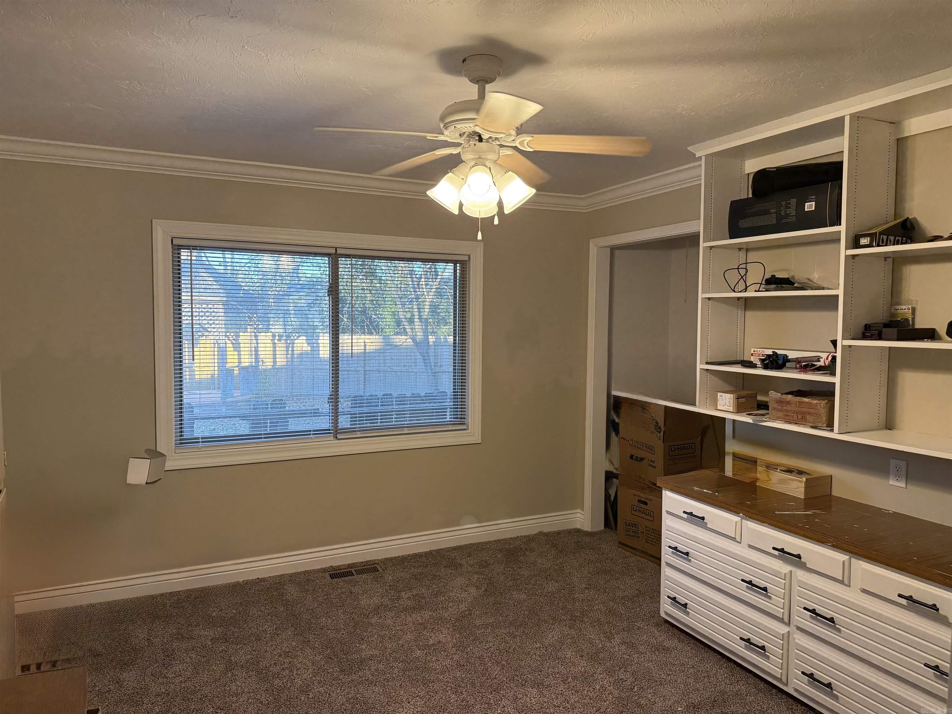 931 W North Piggott, AR 72454