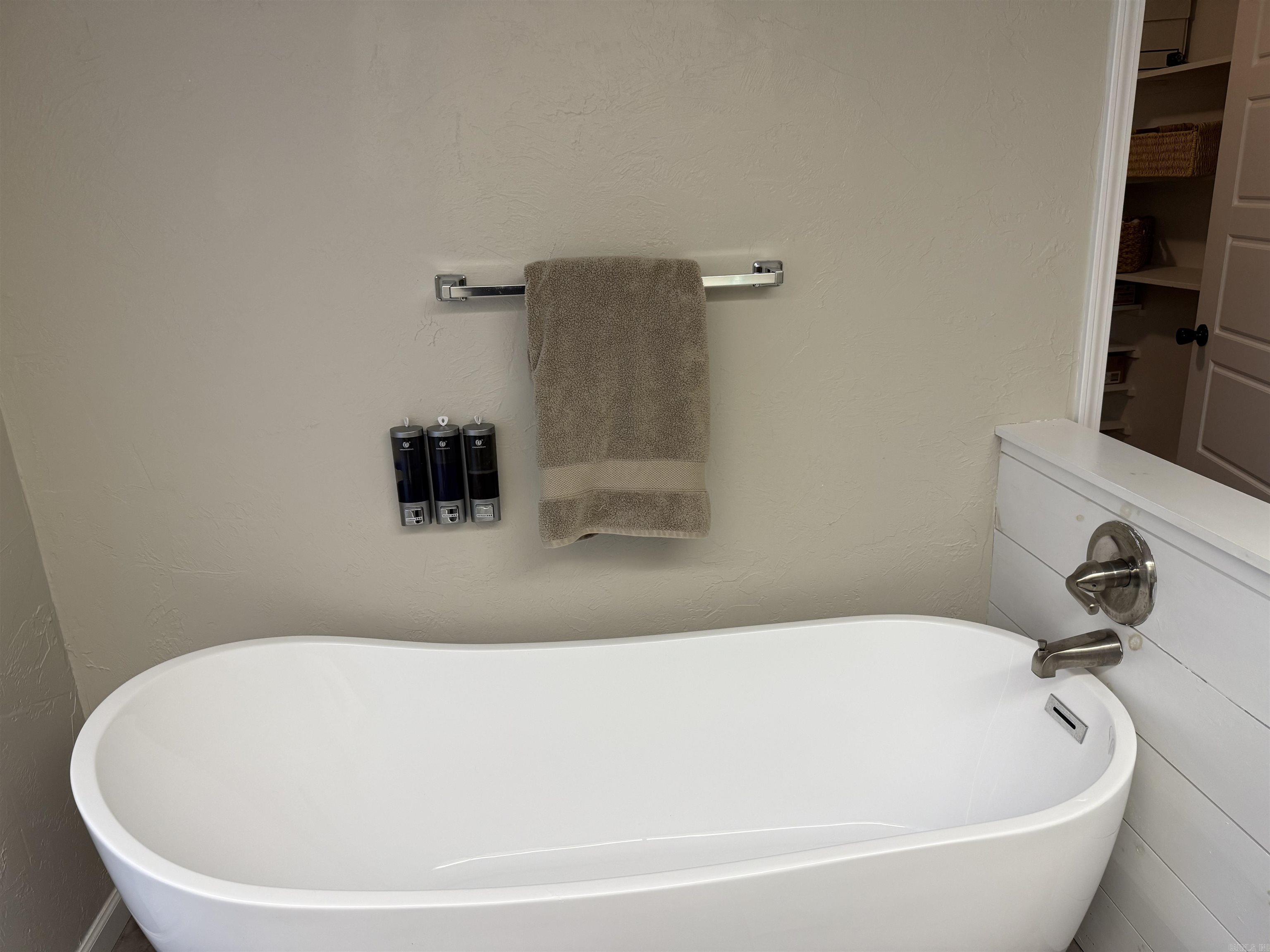 931 W North Piggott, AR 72454