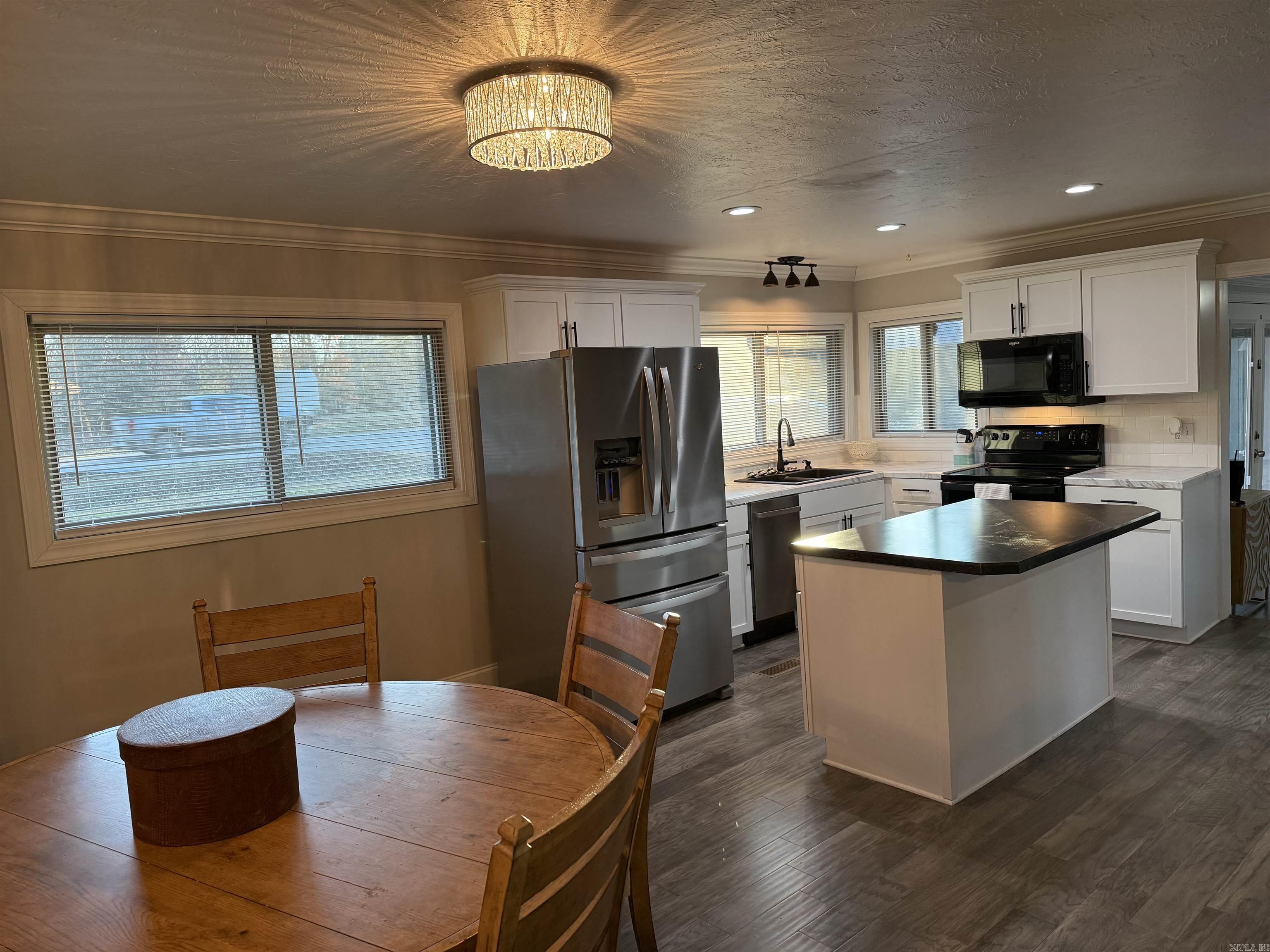 931 W North Piggott, AR 72454