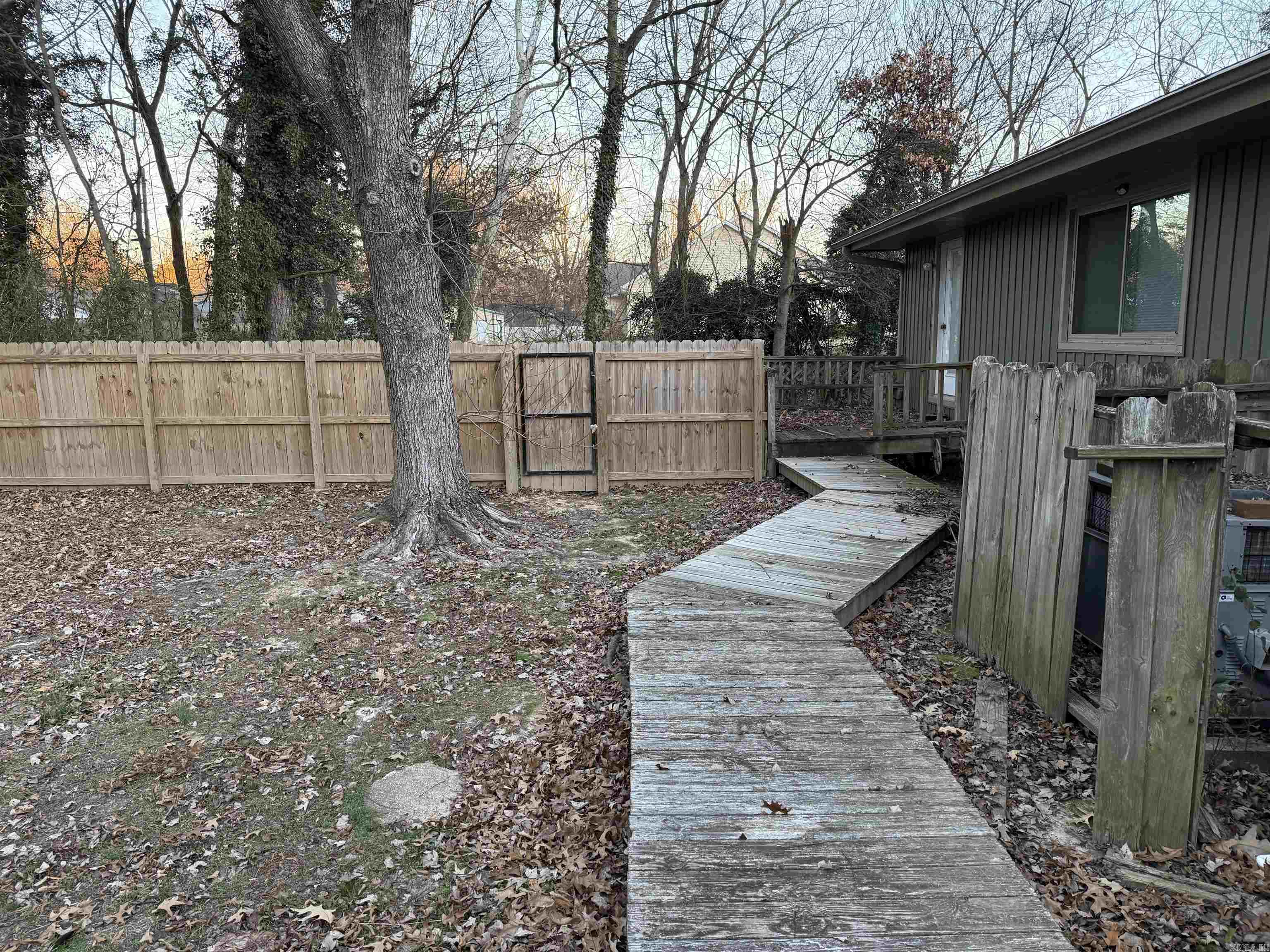 931 W North Piggott, AR 72454