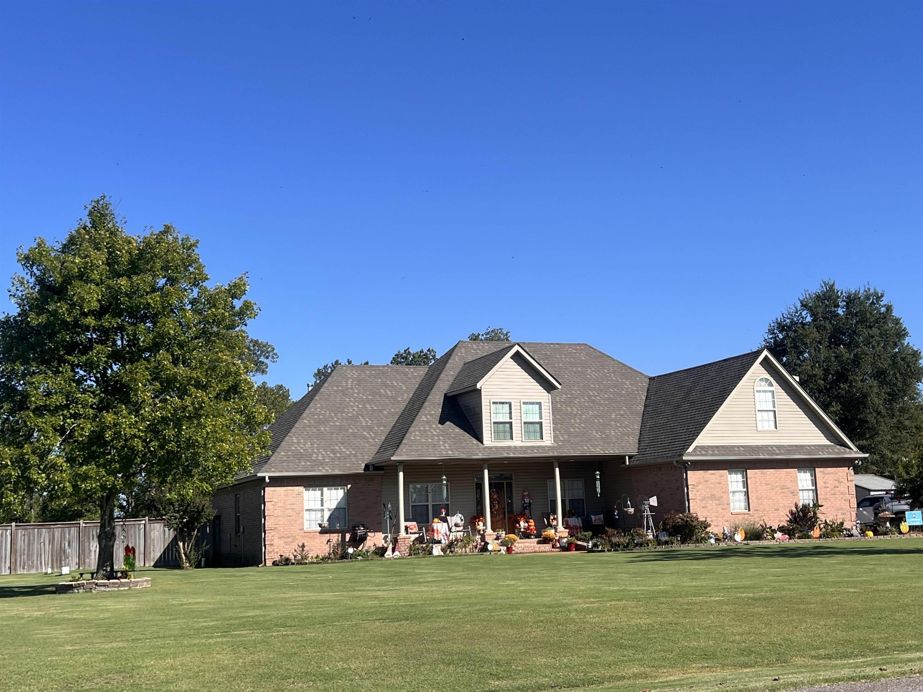 104 Meritt Cove Cove Marion, AR 72364