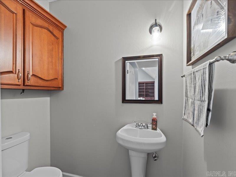 104 Meritt Cove Cove Marion, AR 72364