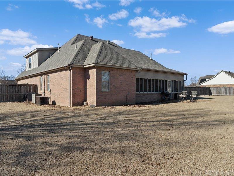 104 Meritt Cove Cove Marion, AR 72364