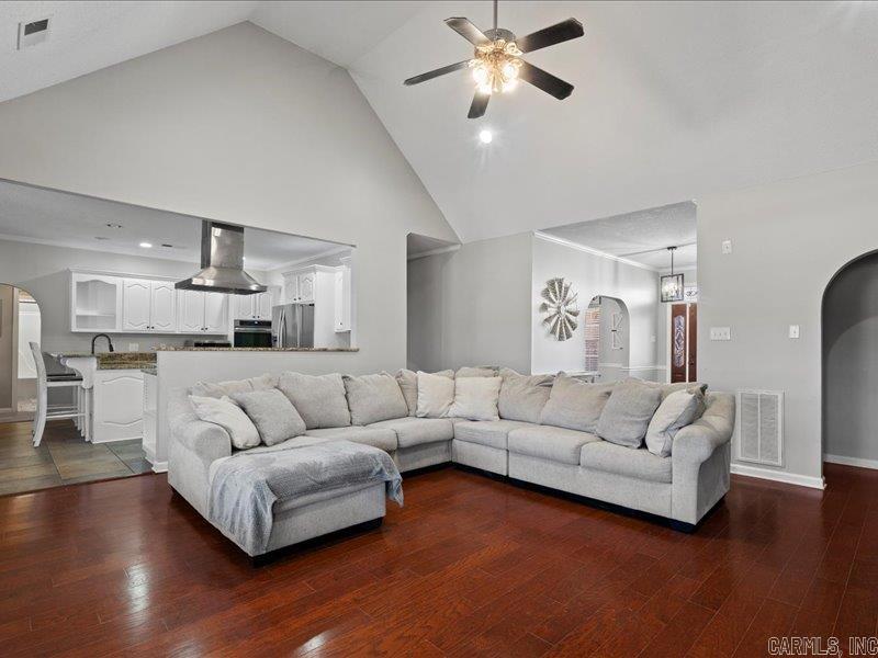 104 Meritt Cove Cove Marion, AR 72364