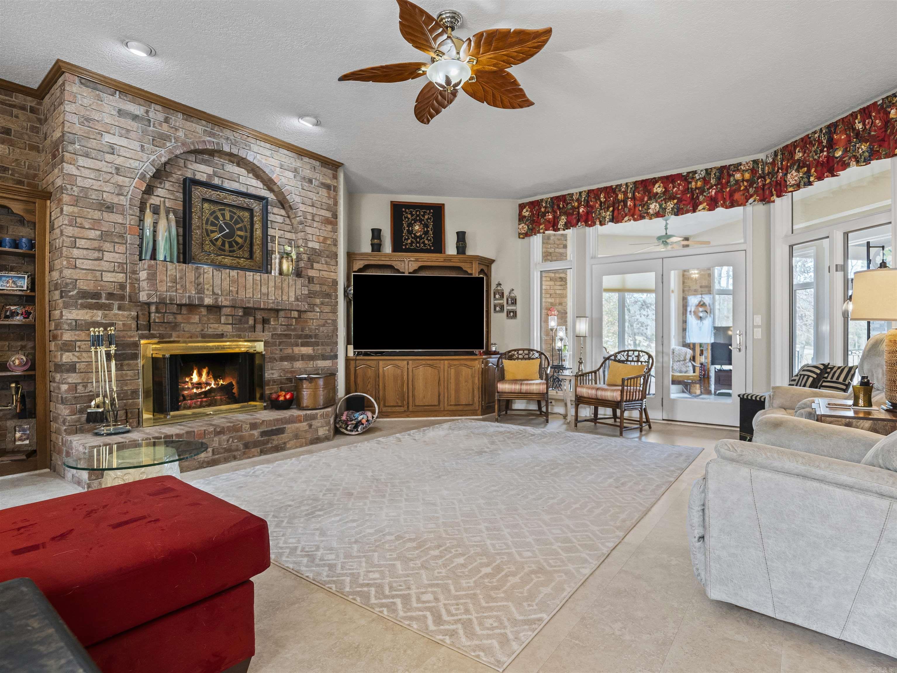 2 Alcazaba Lane Hot Springs Village, AR 71909