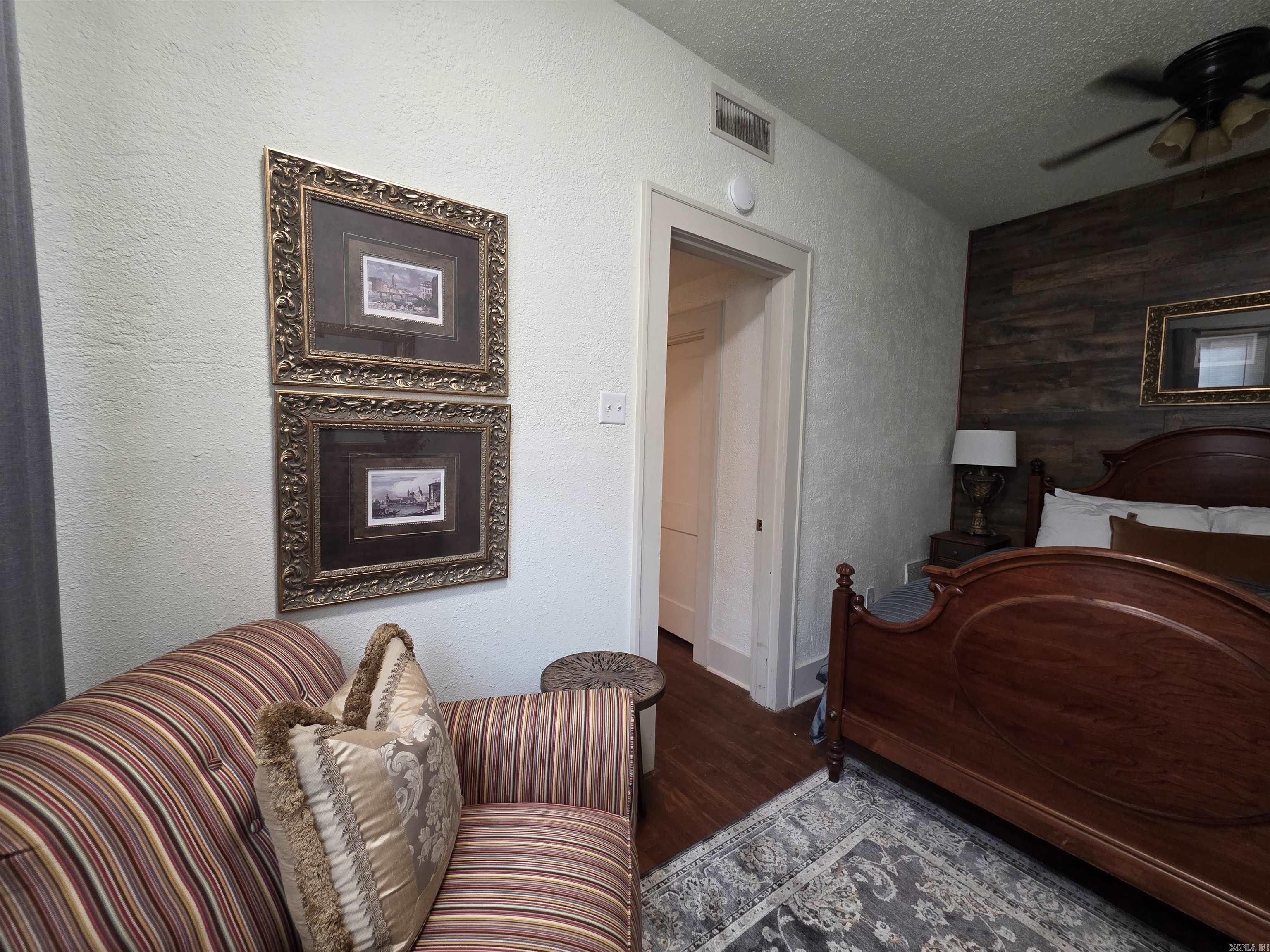 1011 W 6th  Little Rock, AR