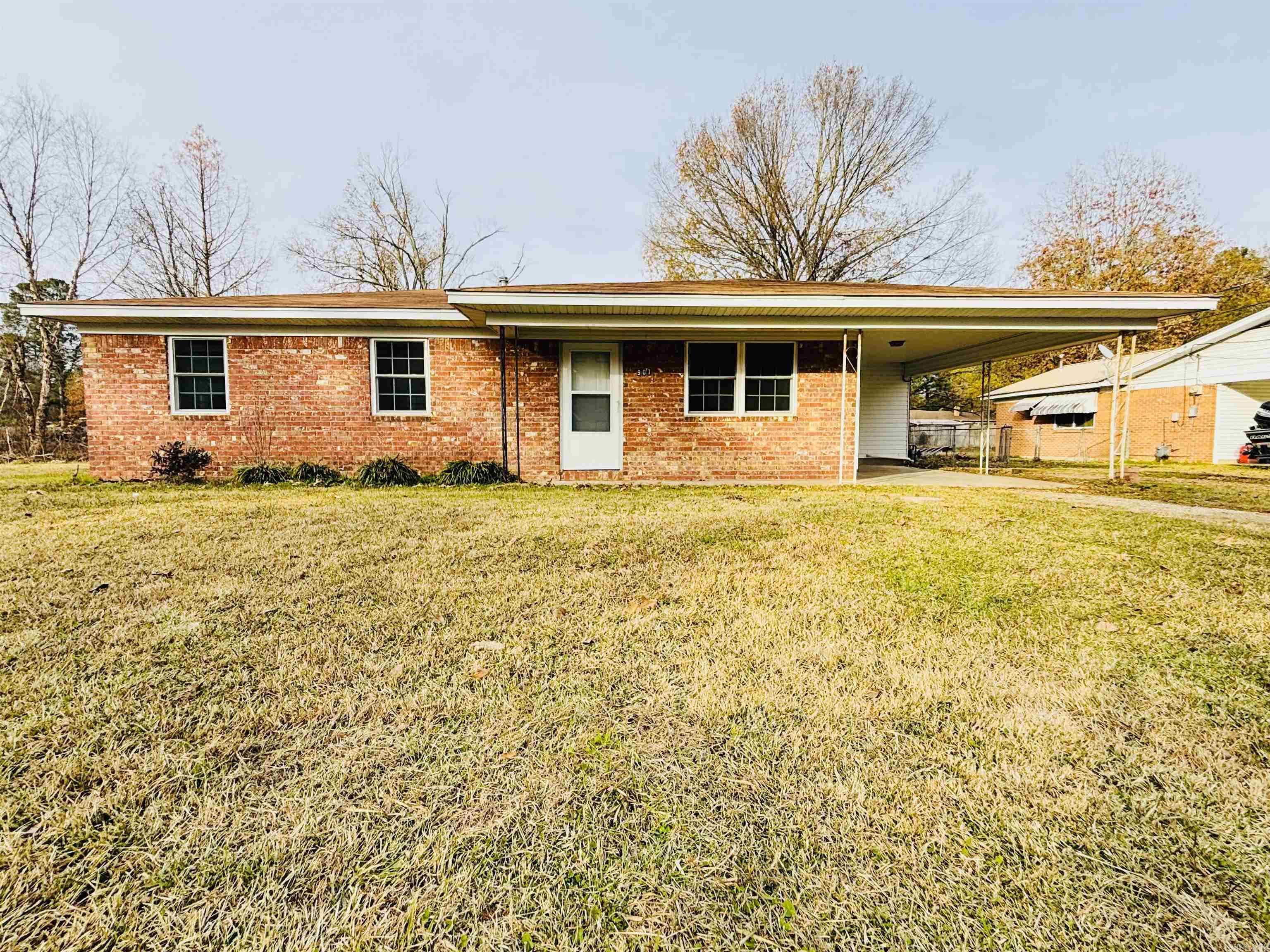 907 Seahorn  Gurdon, AR