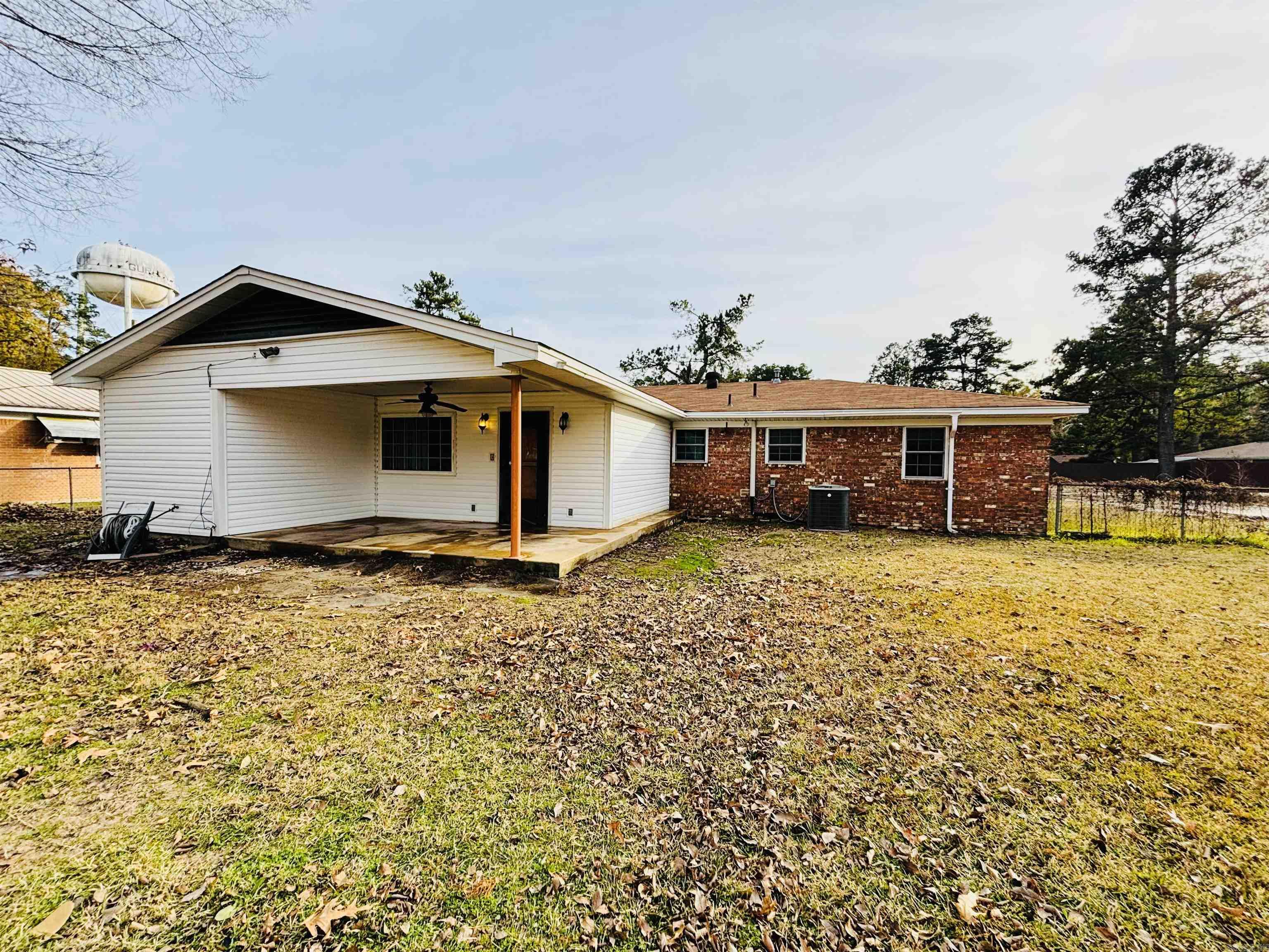 907 Seahorn  Gurdon, AR