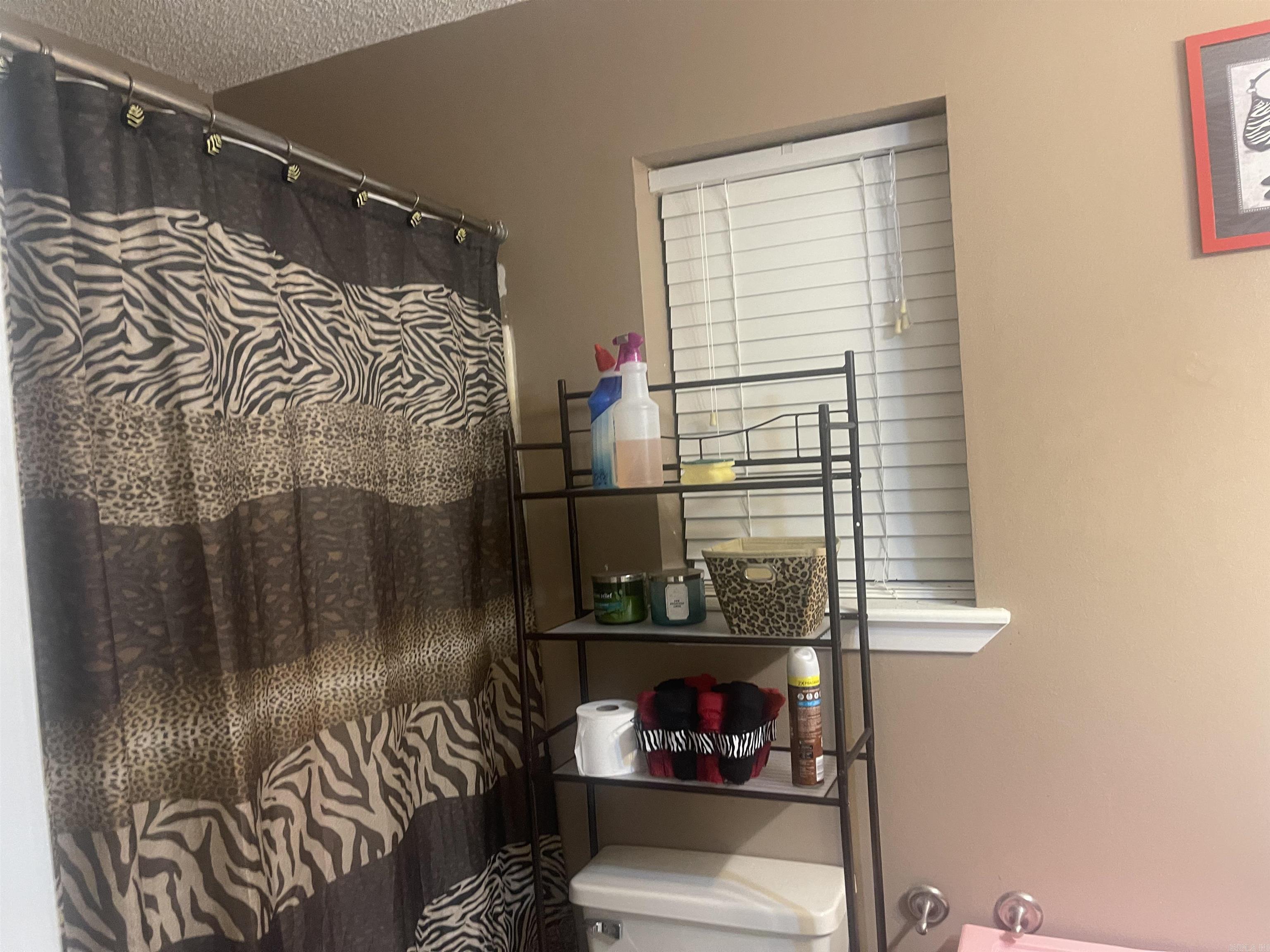 18 Woodbriar Dr  Jacksonville, AR