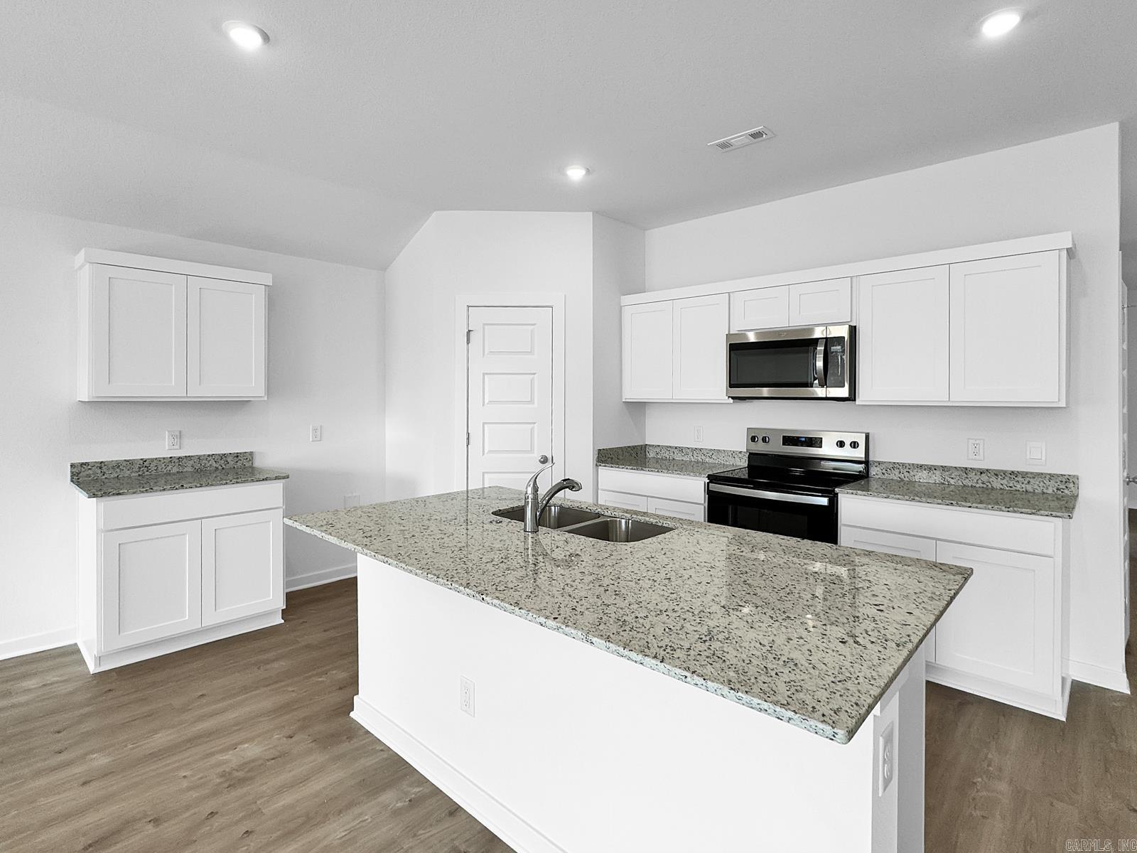 1603 Ridgefield Circle Searcy, AR 72143