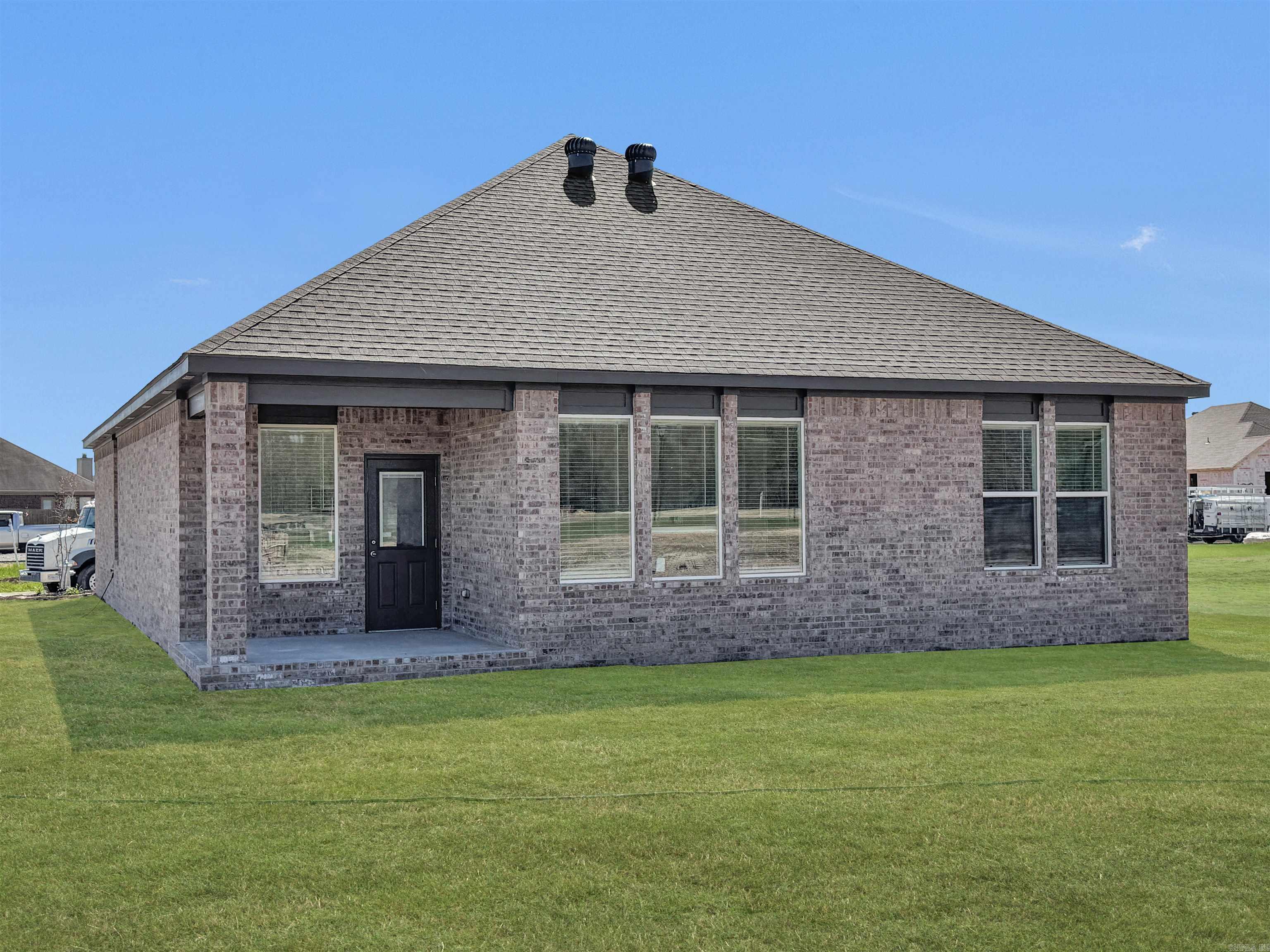 1603 Ridgefield Circle Searcy, AR 72143