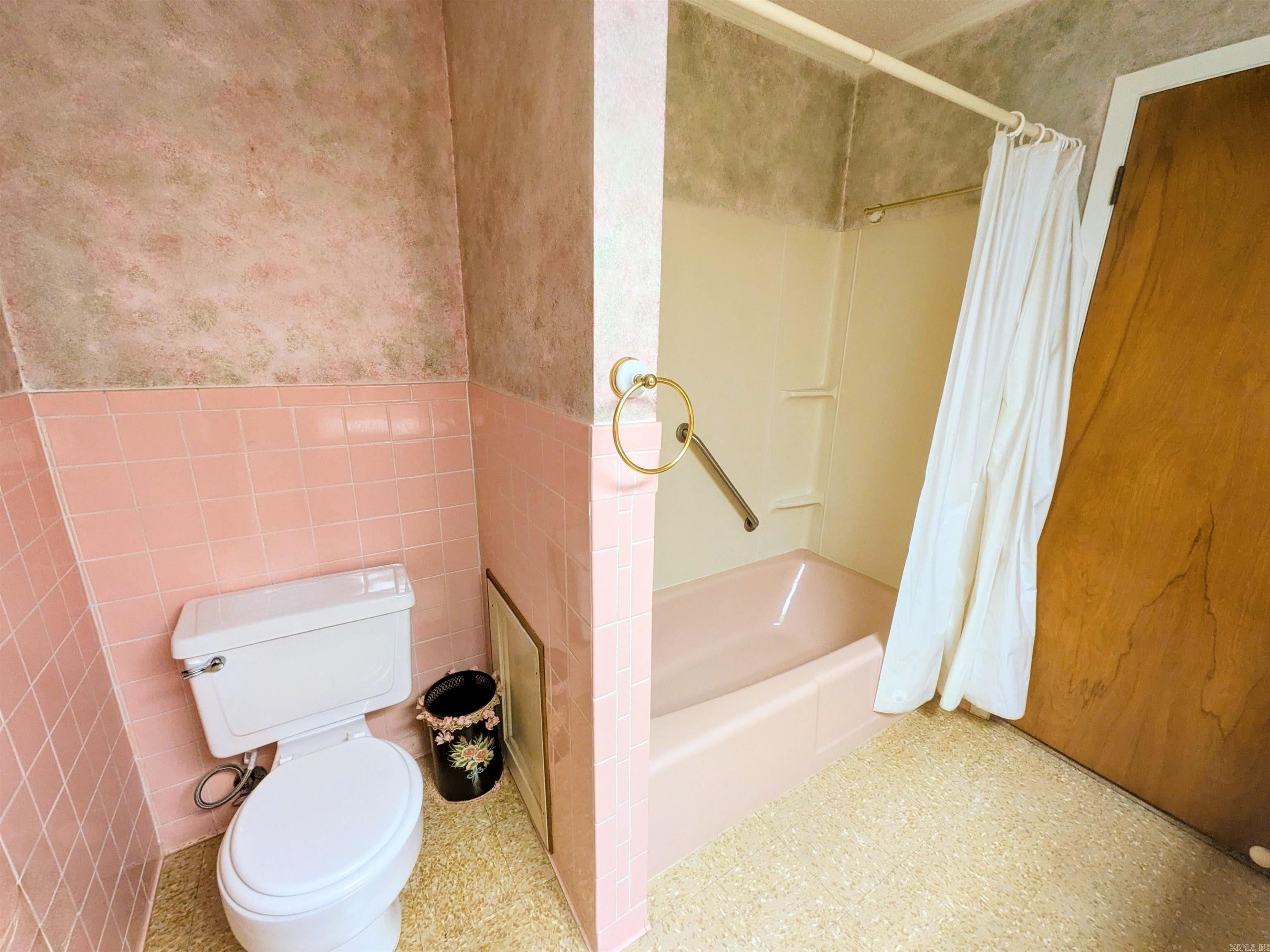 507 Lakeside  Camden, AR