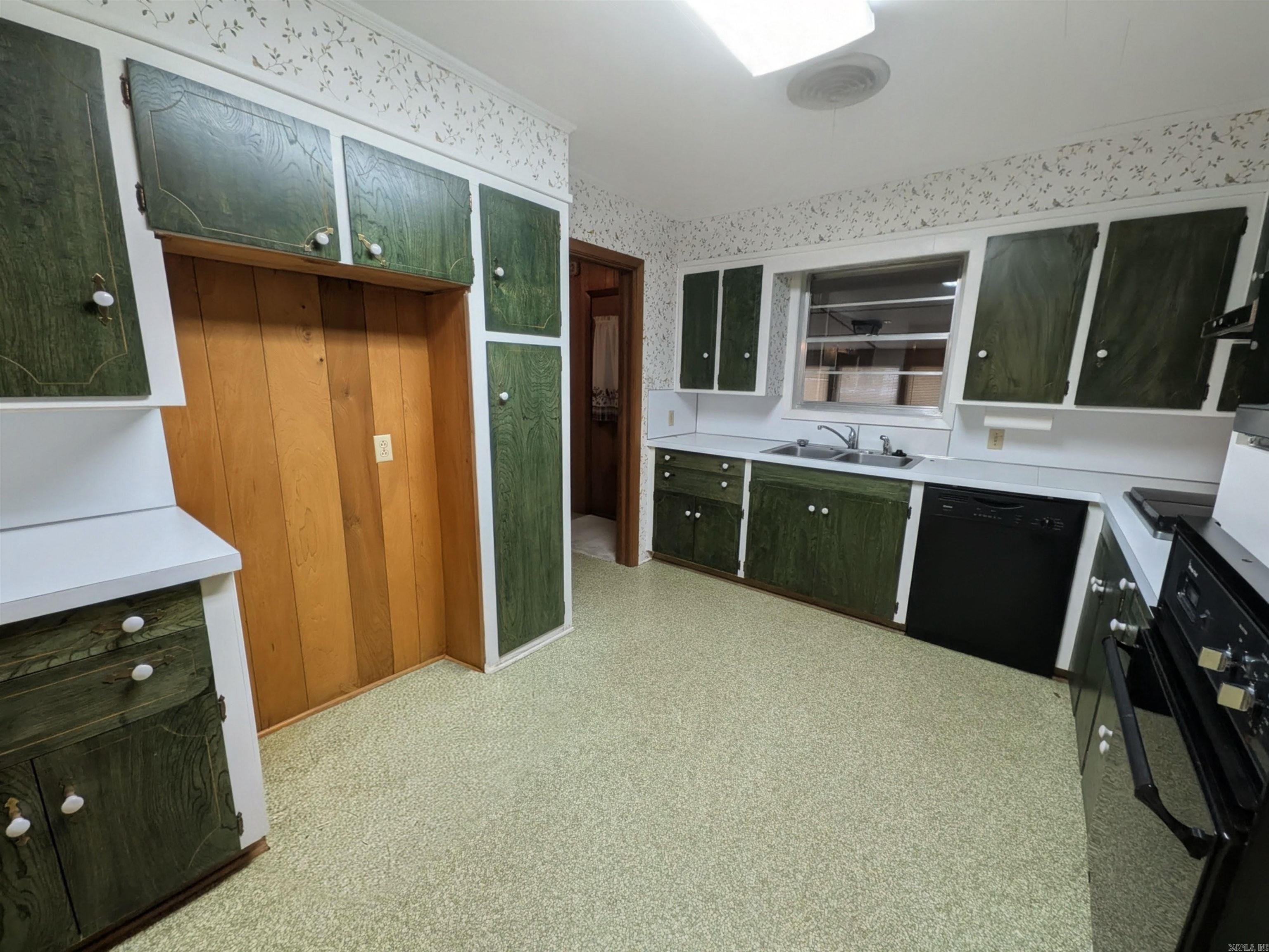 507 Lakeside  Camden, AR