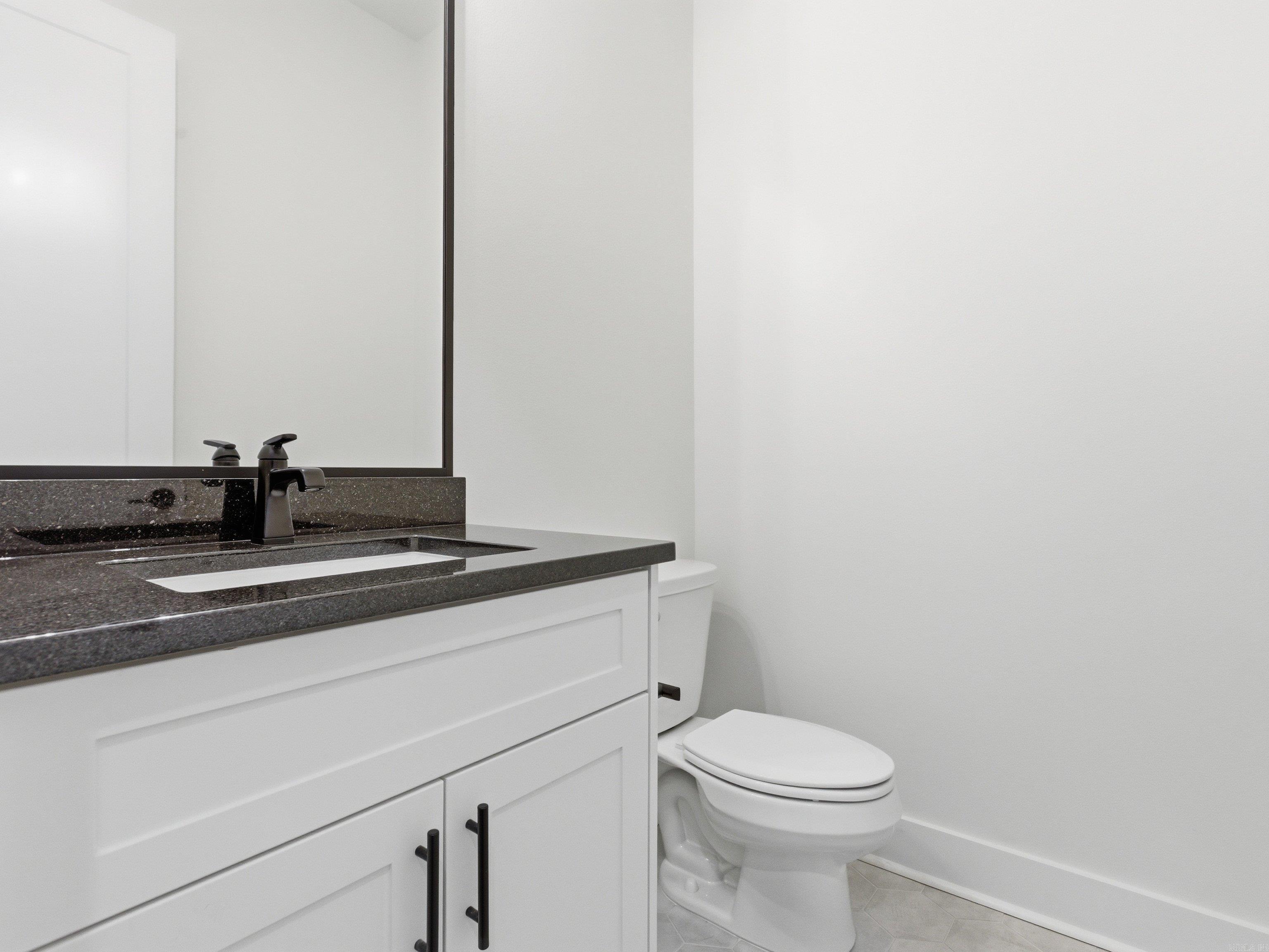 3076 Avilla Manor Trail Alexander, AR 72002