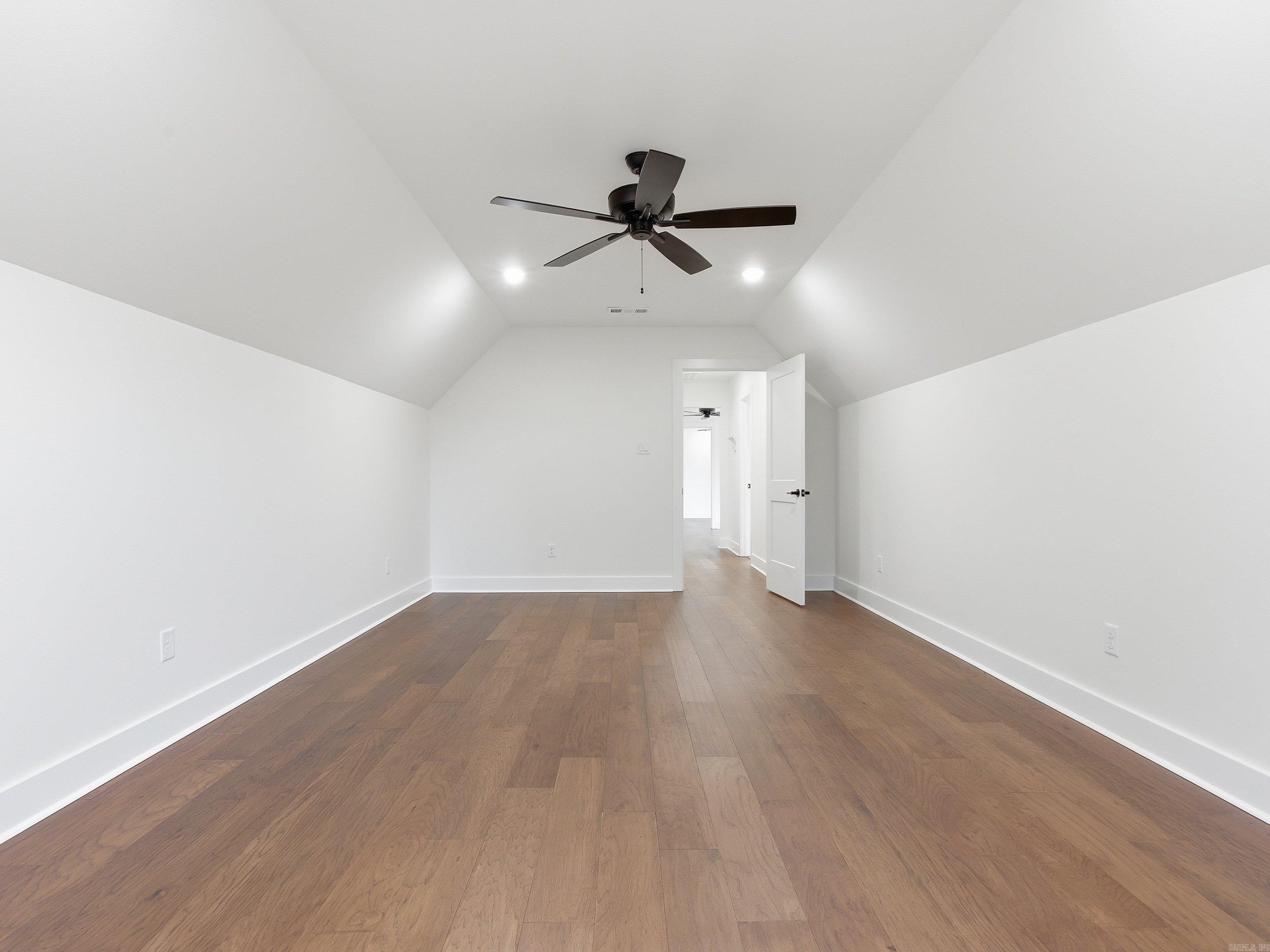 3076 Avilla Manor Trail Alexander, AR 72002