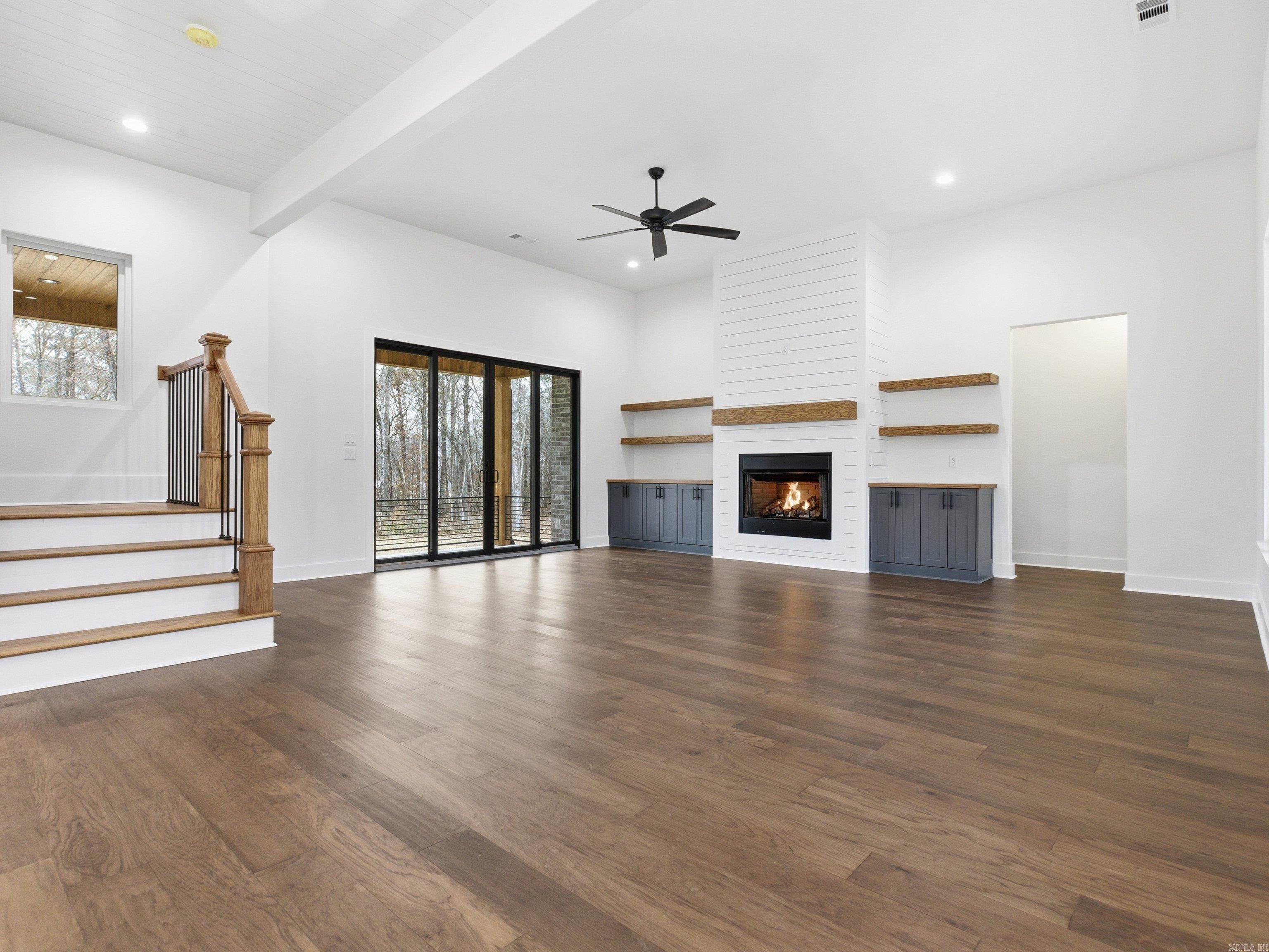 3076 Avilla Manor Trail Alexander, AR 72002