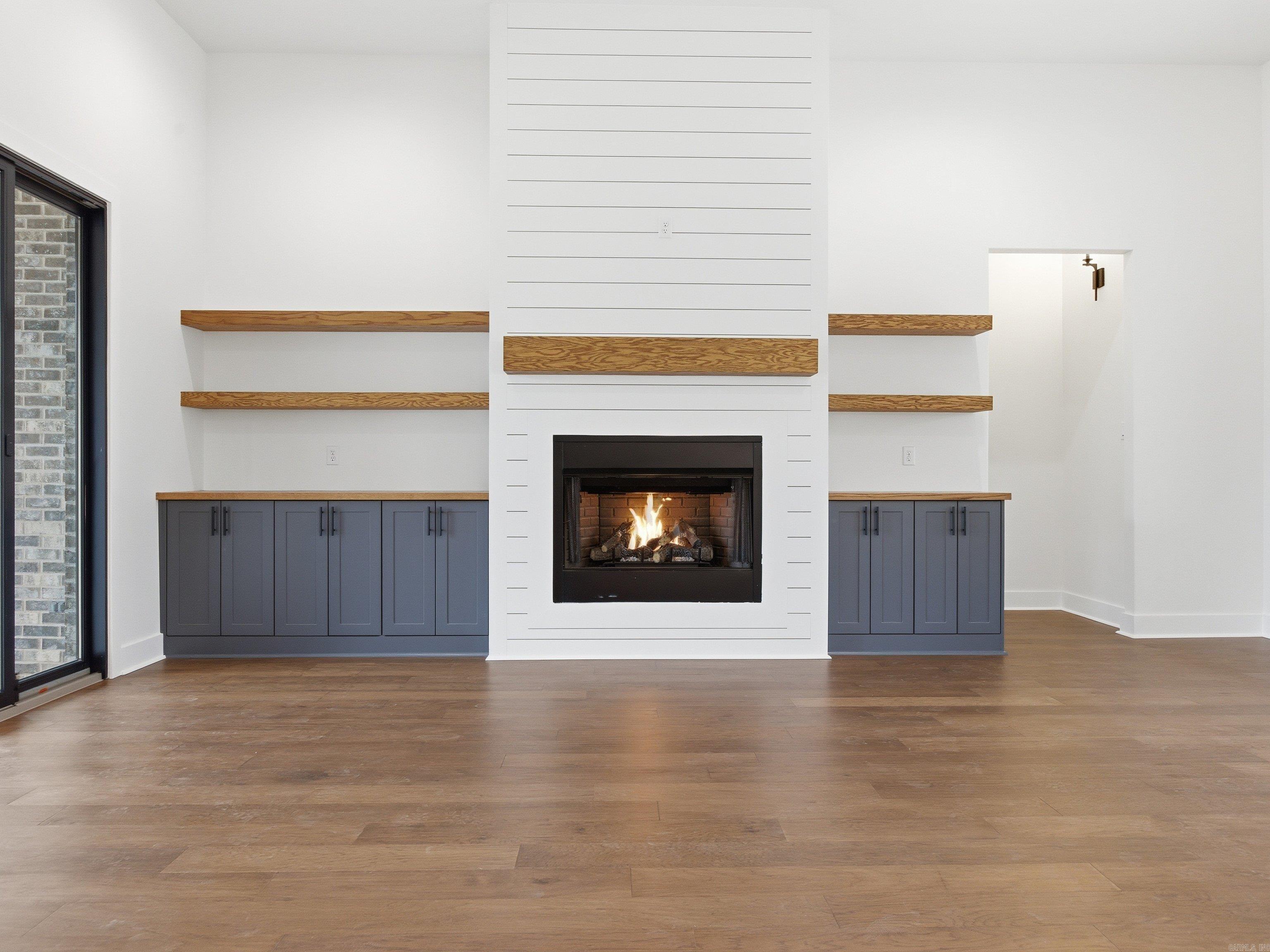 3076 Avilla Manor Trail Alexander, AR 72002