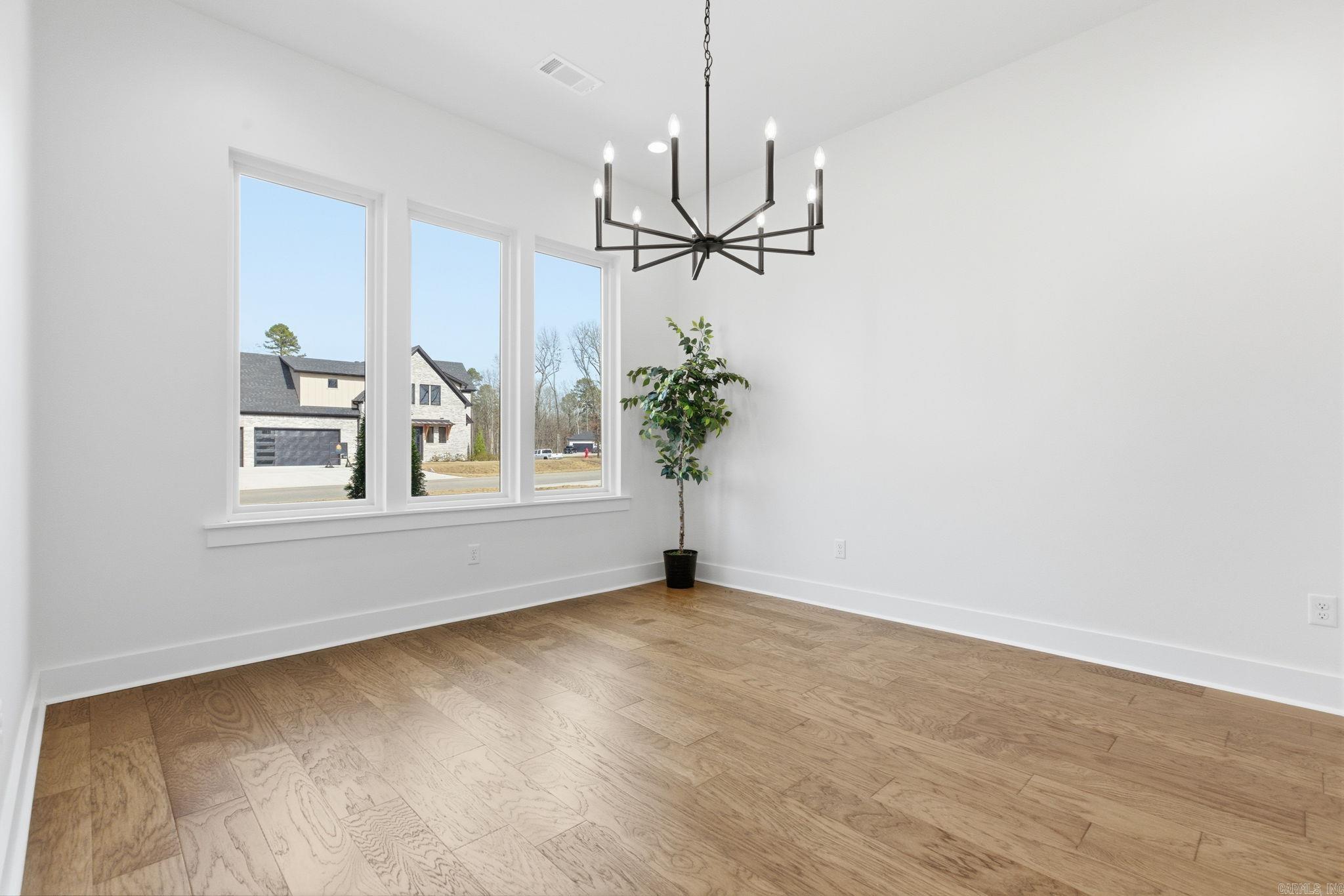 3053 Avilla Manor Trail Alexander, AR 72002