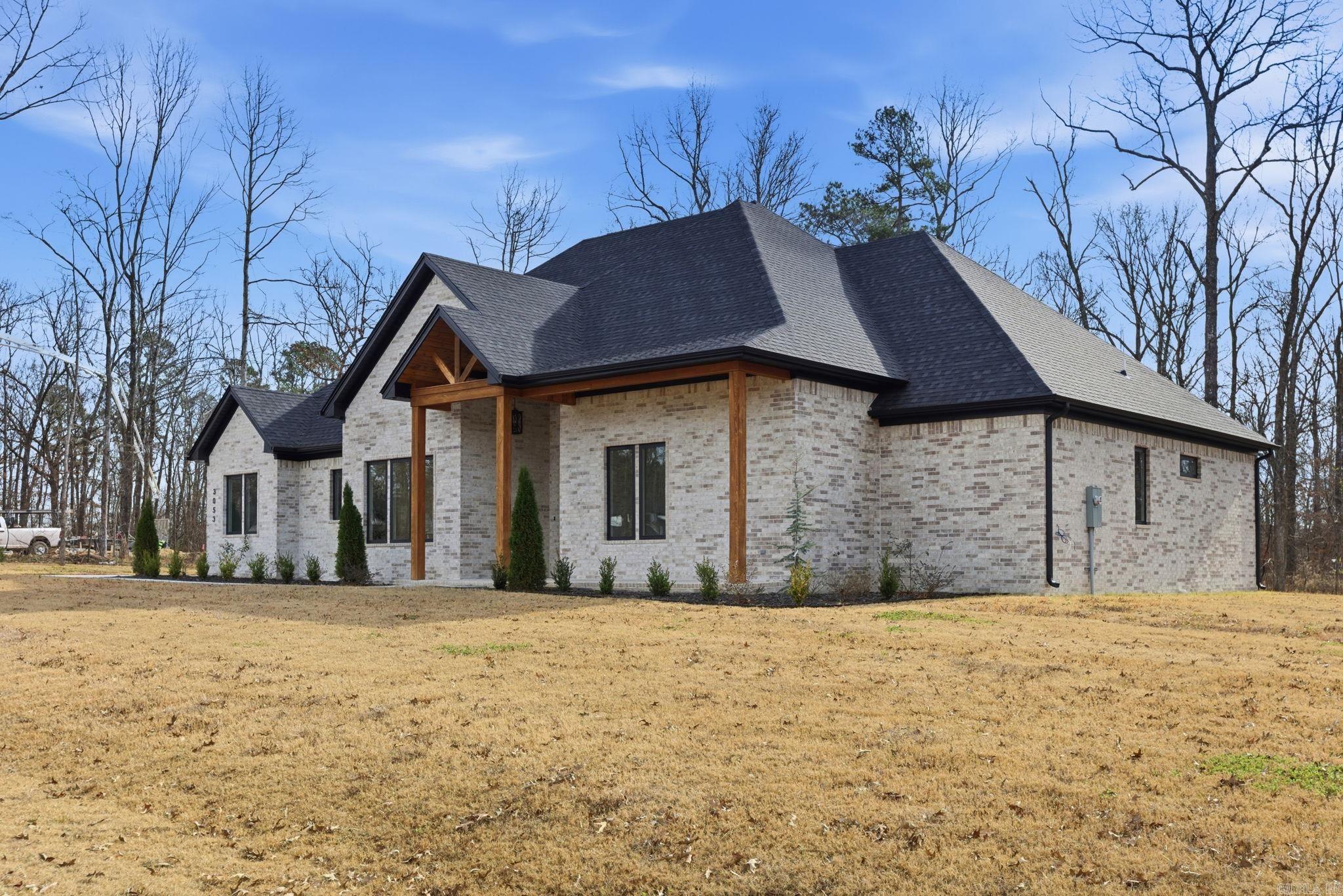 3053 Avilla Manor Trail Alexander, AR 72002