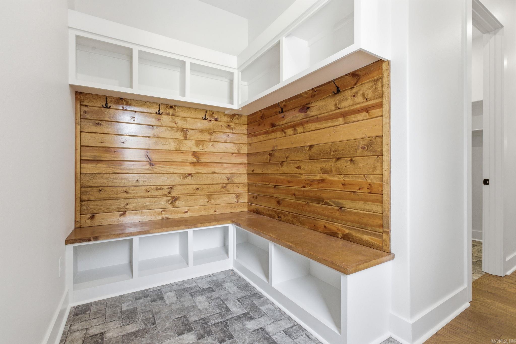 3053 Avilla Manor Trail Alexander, AR 72002