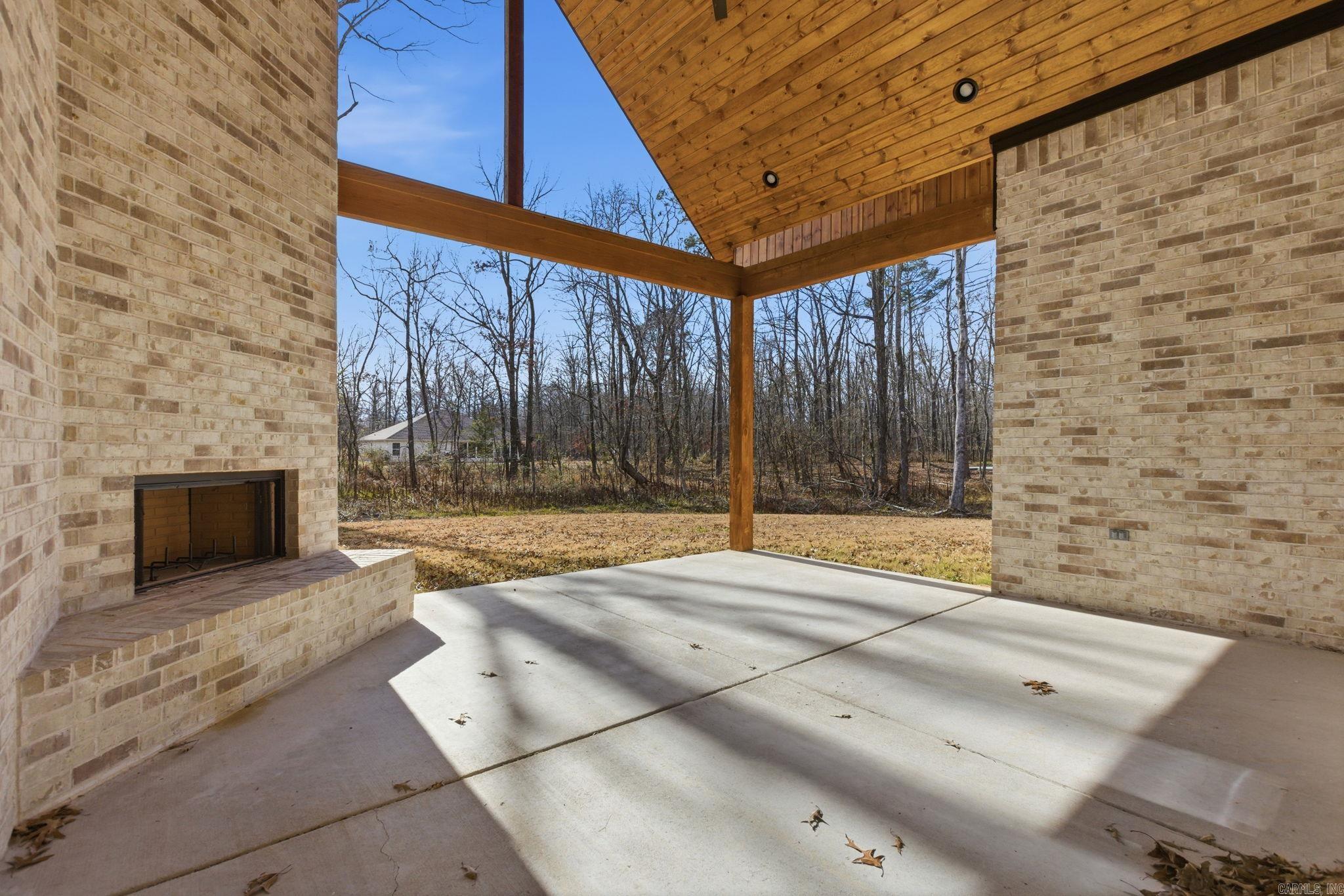 3053 Avilla Manor Trail Alexander, AR 72002