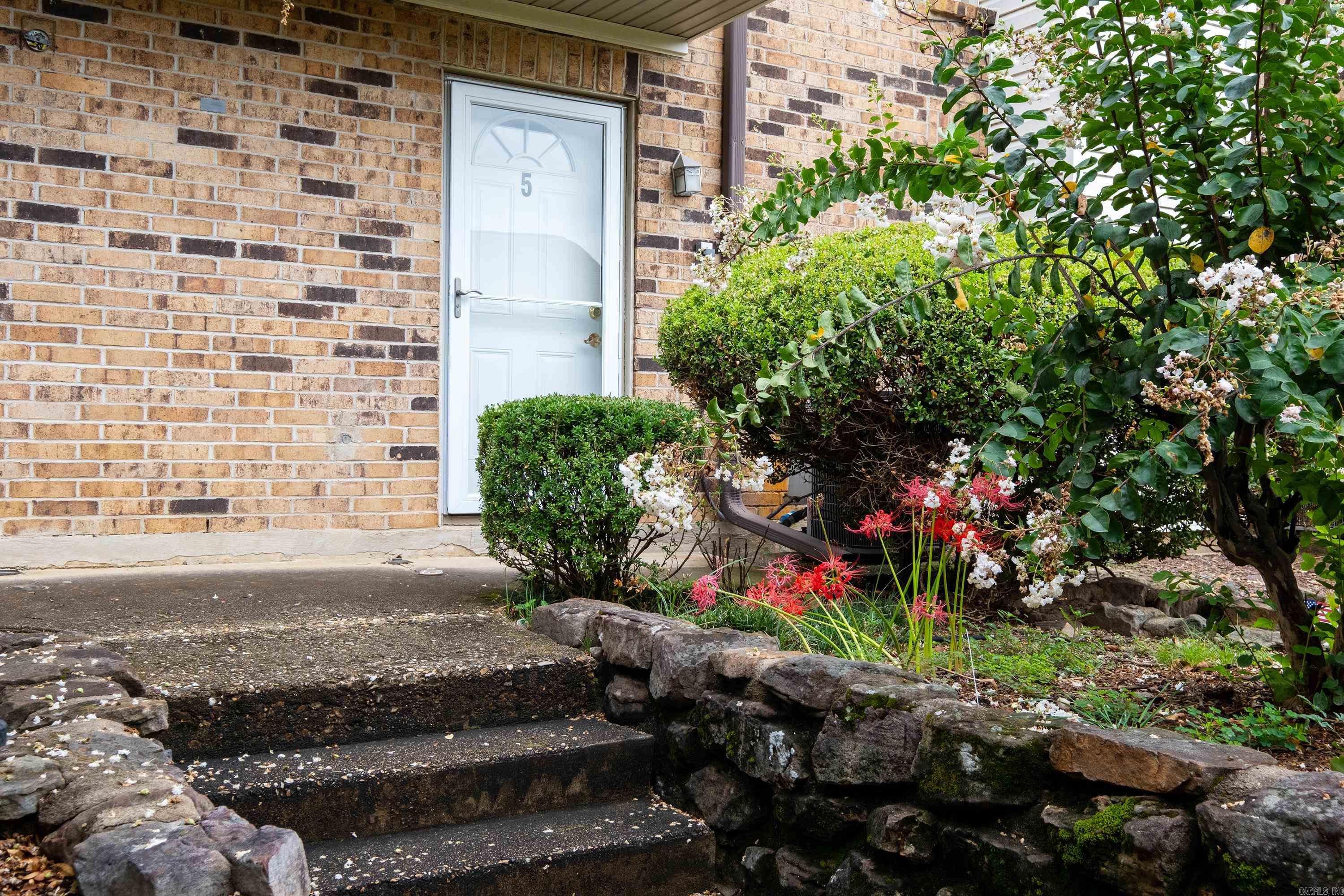 5 Hampshire  Little Rock, AR