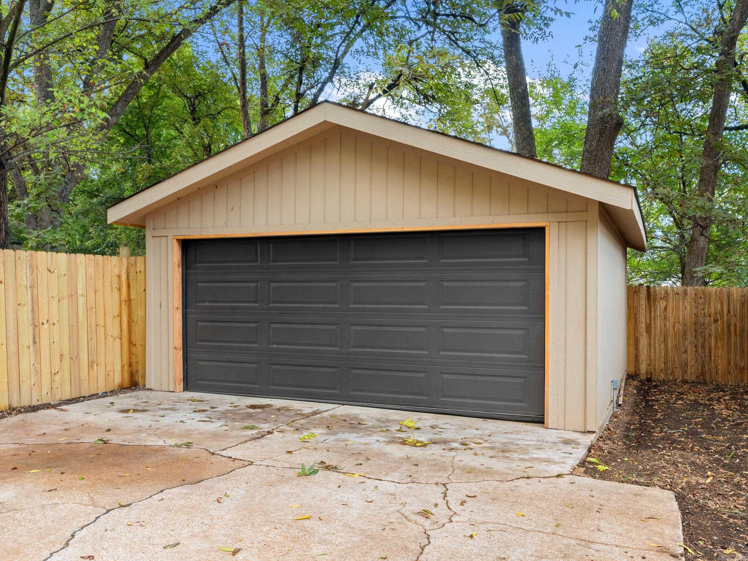 206 N Elm  Beebe, AR