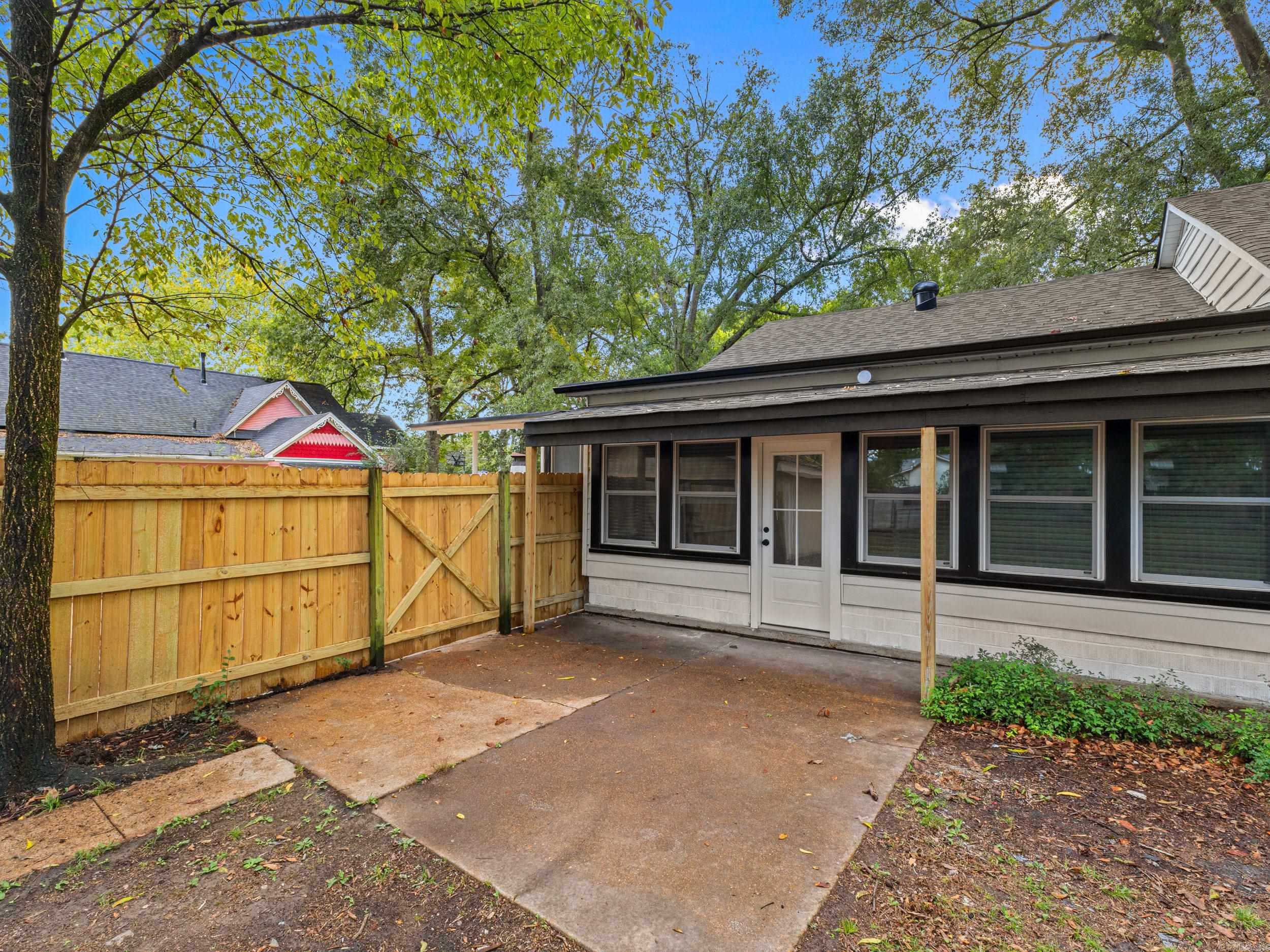 206 N Elm  Beebe, AR