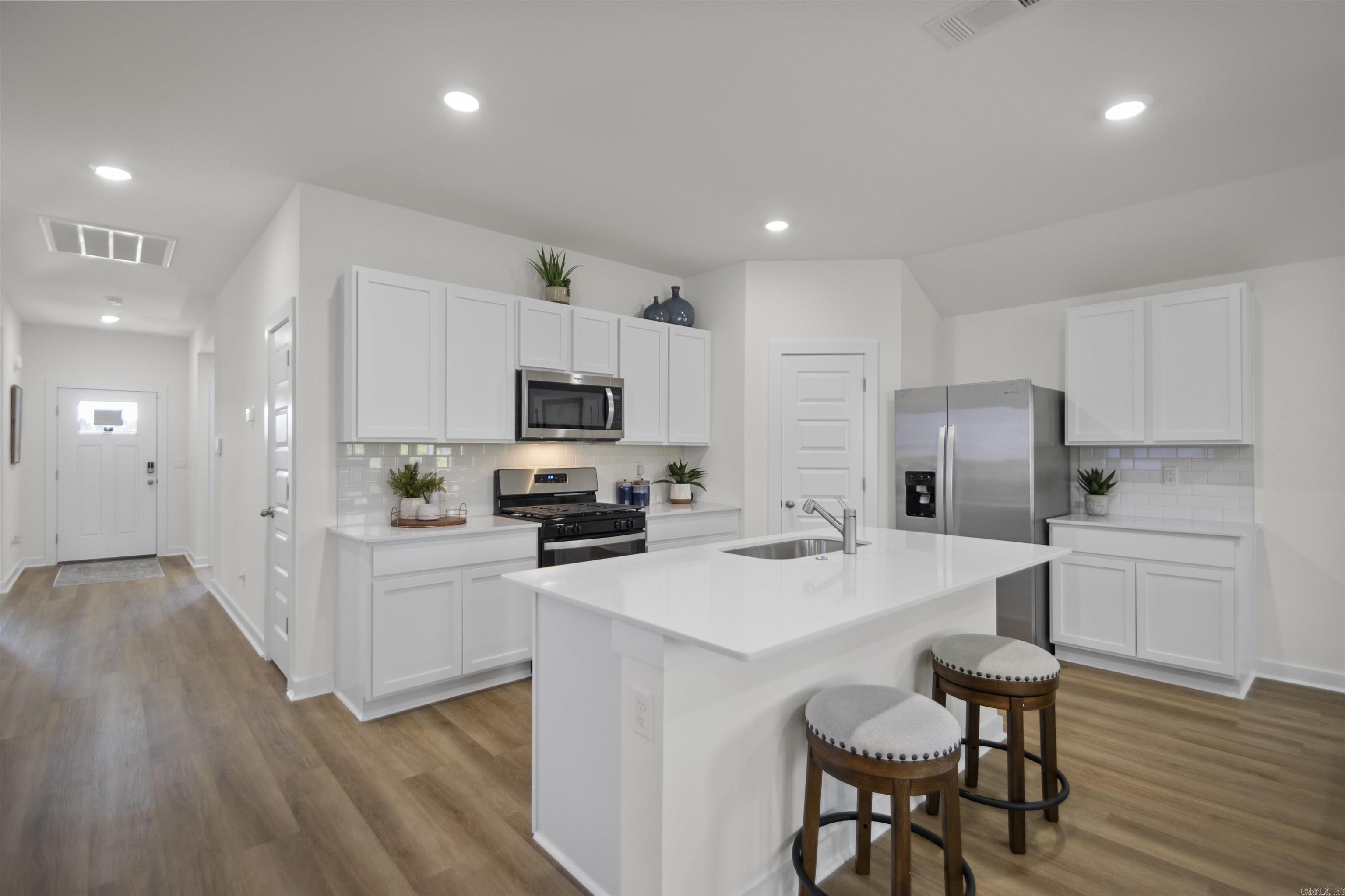 52 Wolfsbridge Loop Cabot, AR 72023