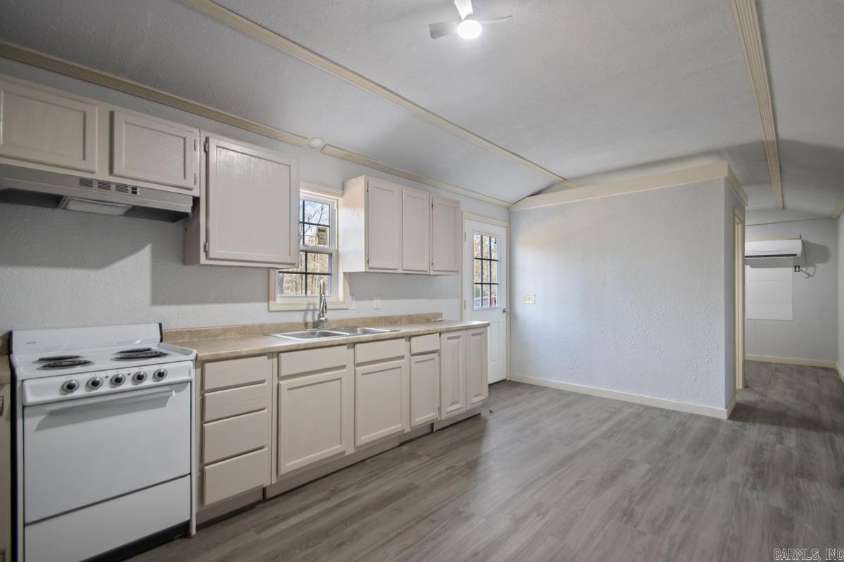 8614 Hicks Rd  Mabelvale, AR