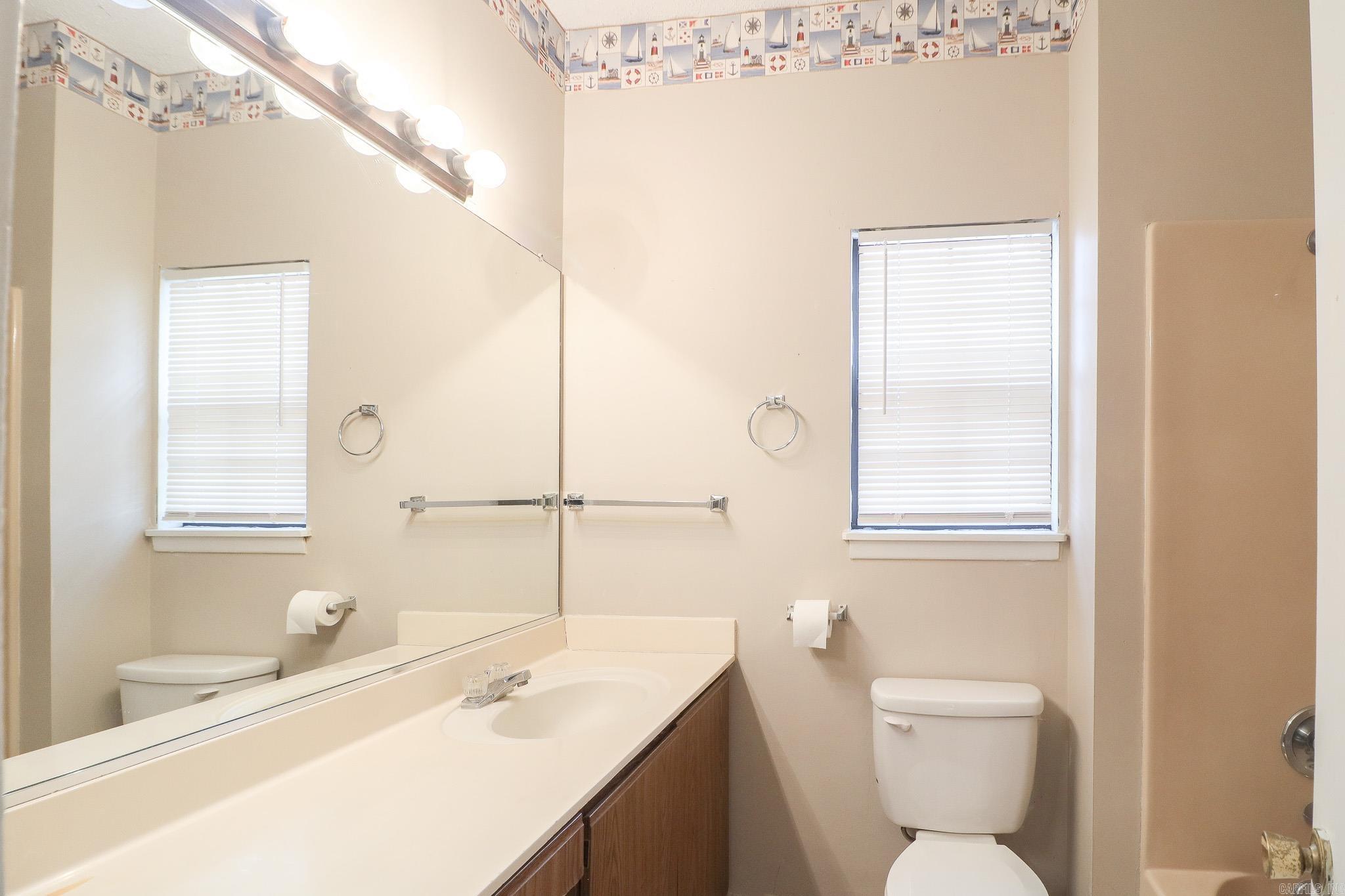 2300 Biltmore  Jonesboro, AR