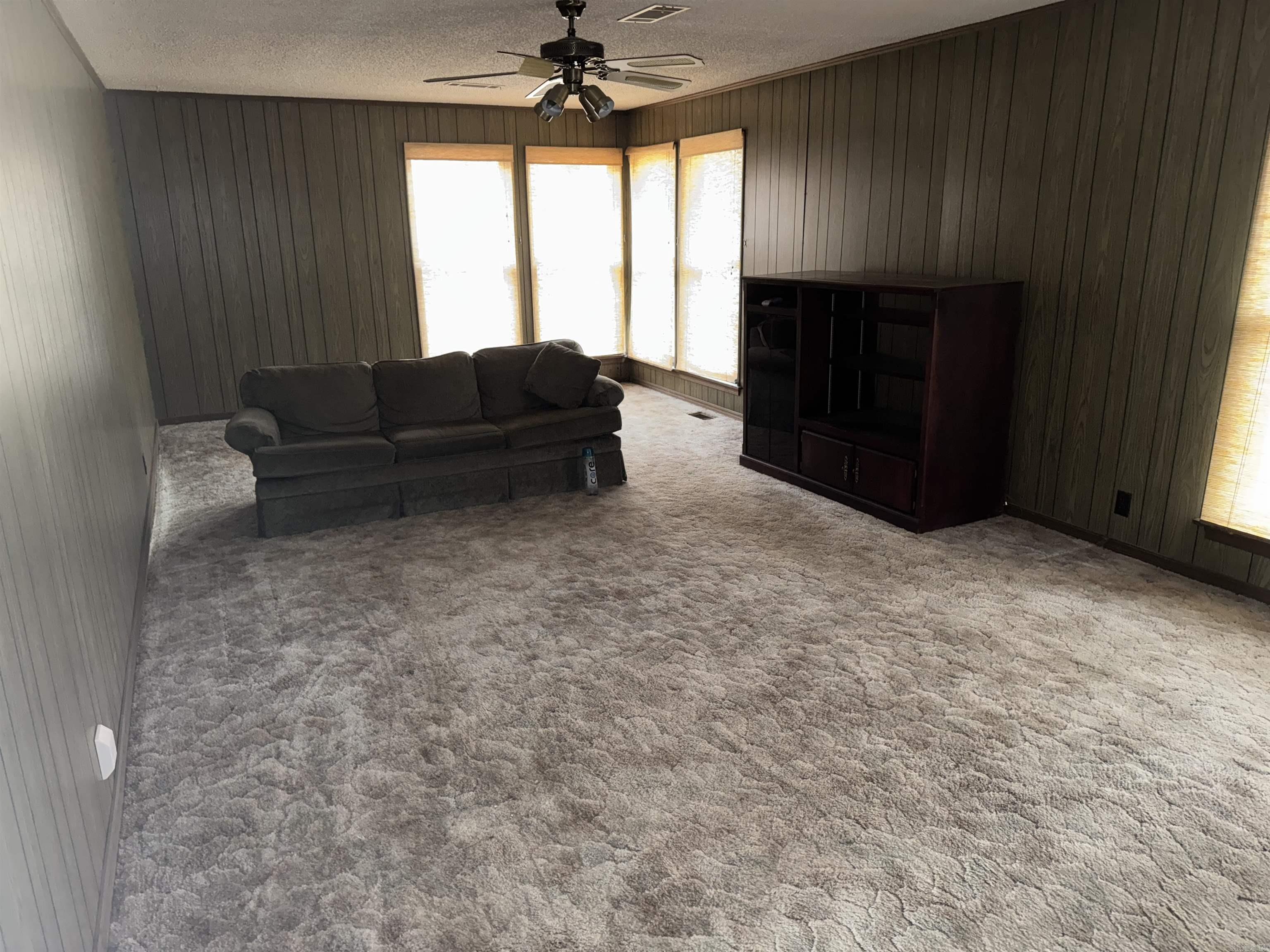 109 Dunn Hollow Drive Fairfield Bay, AR 72088