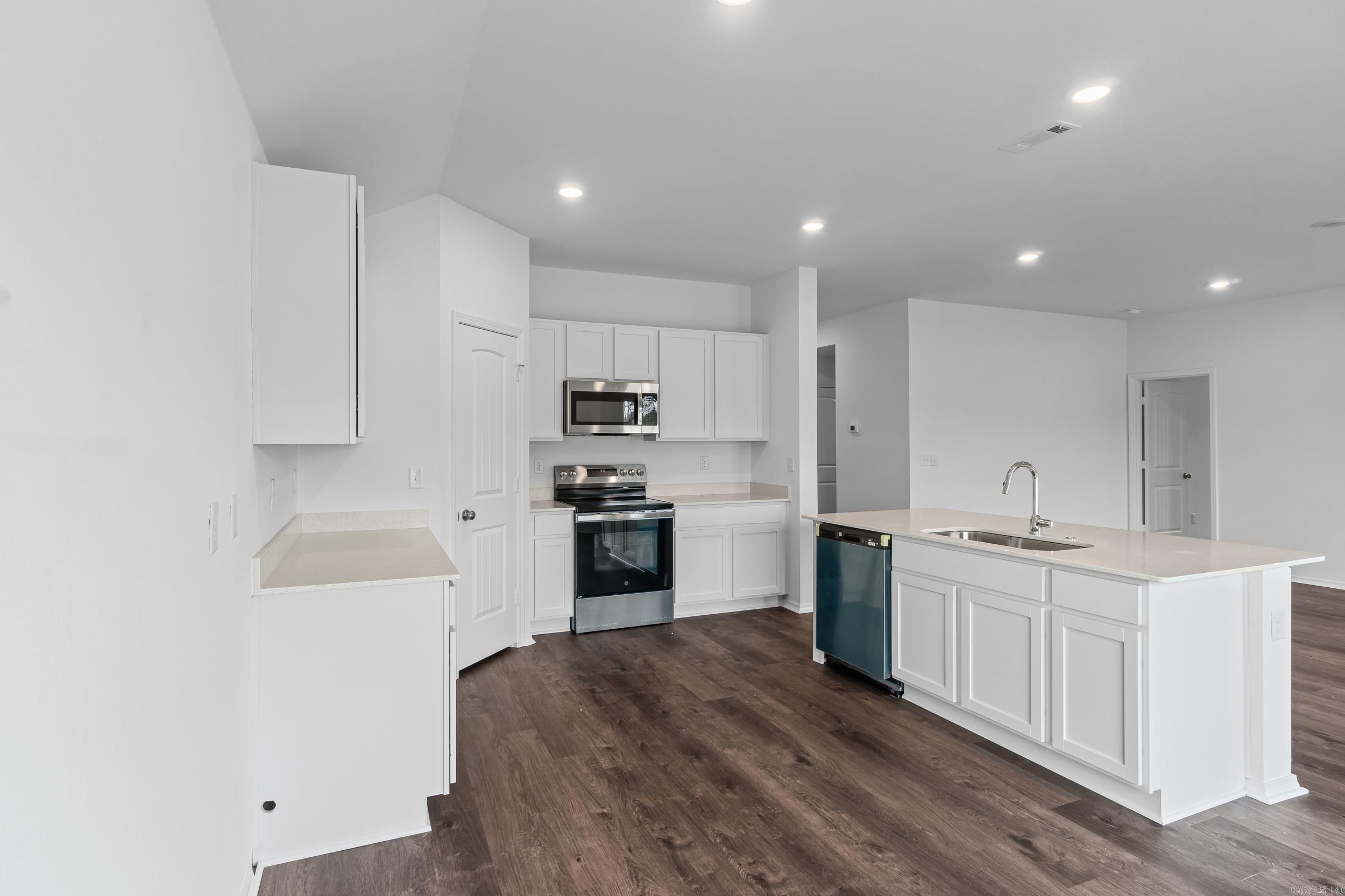 15000 Thompson Branch Trail Hensley, AR 72065