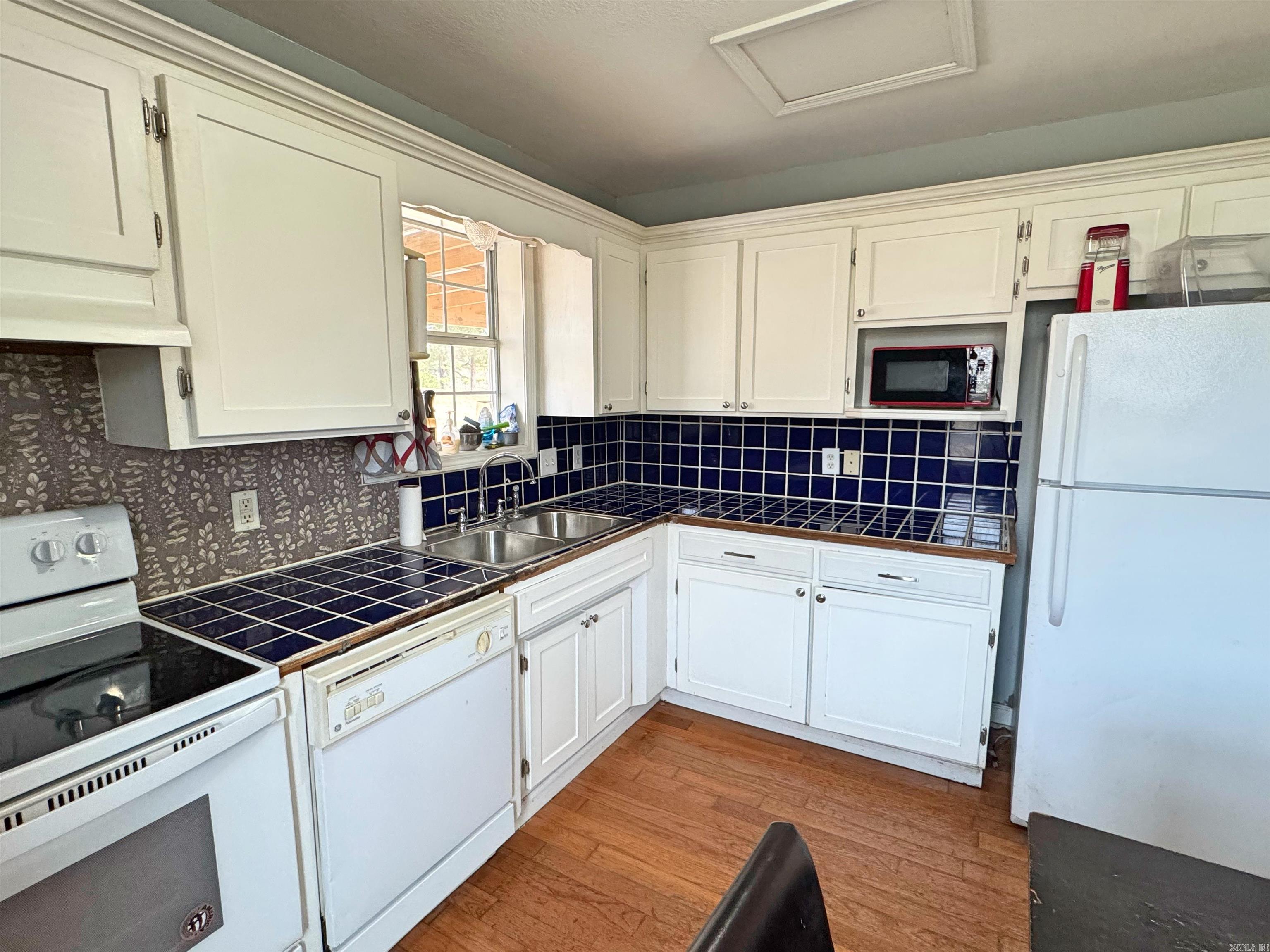 12408 Highway 66  Mountain View, AR