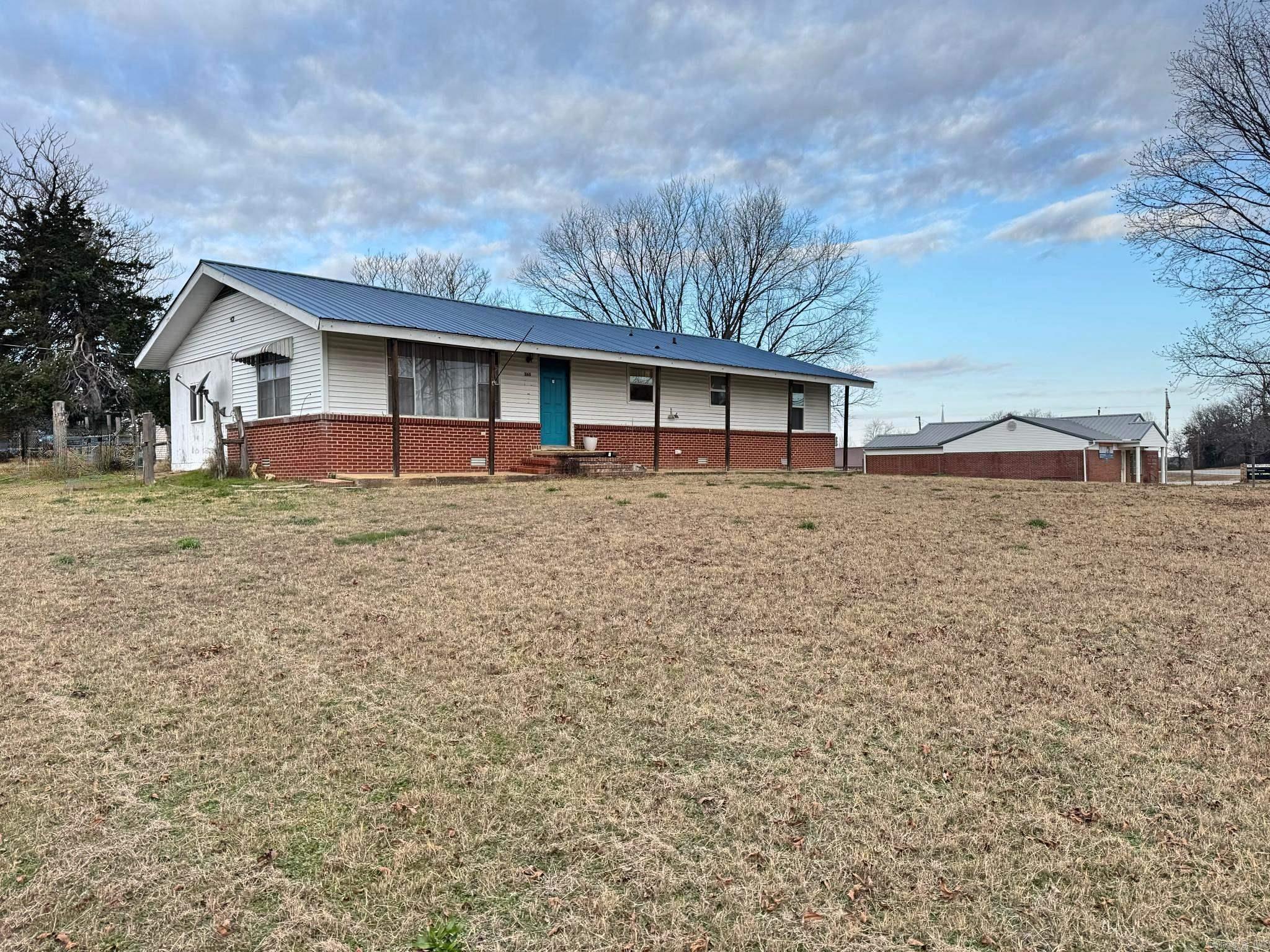 260 School Loop  Oxford, AR