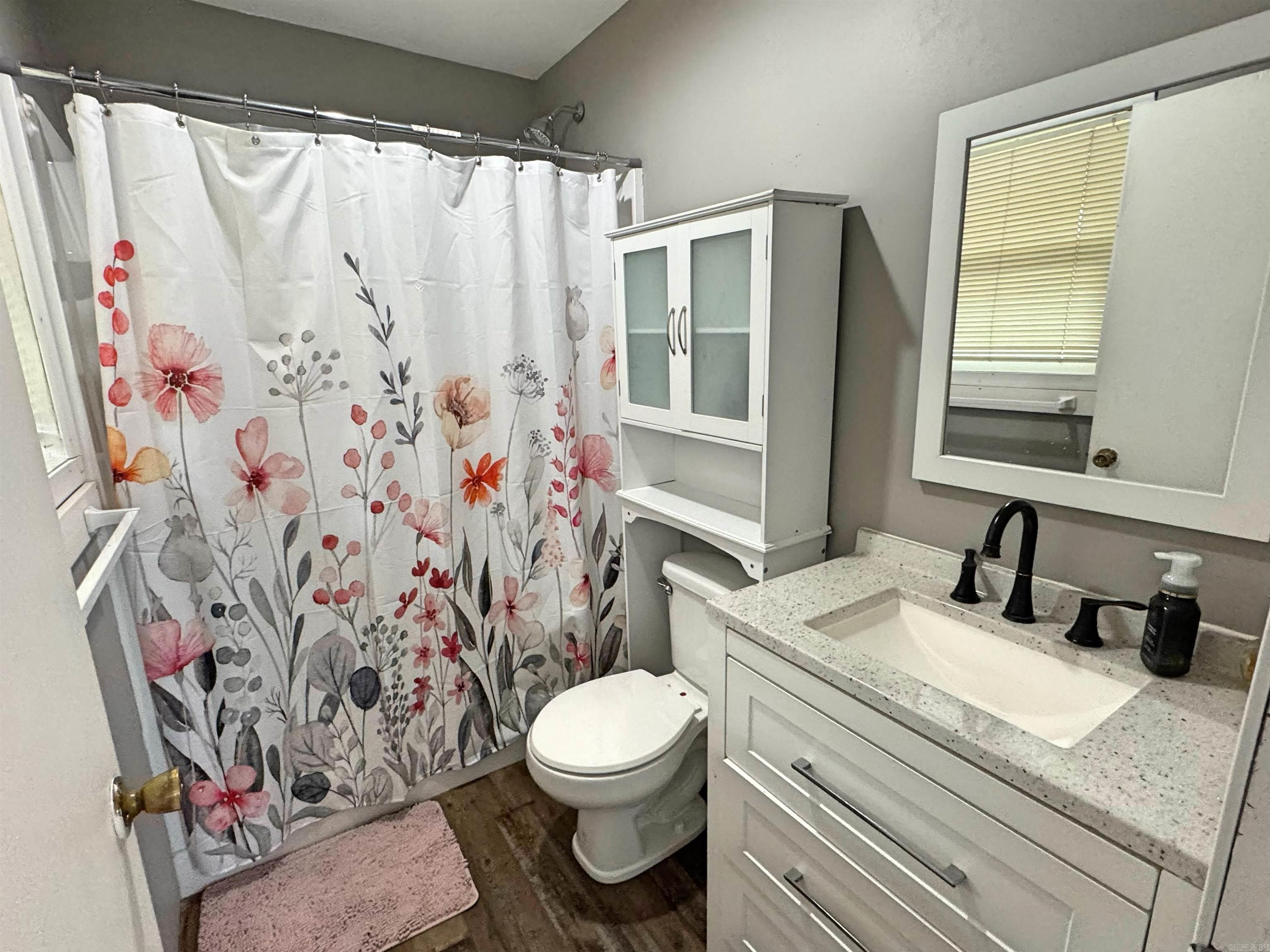 260 School Loop  Oxford, AR