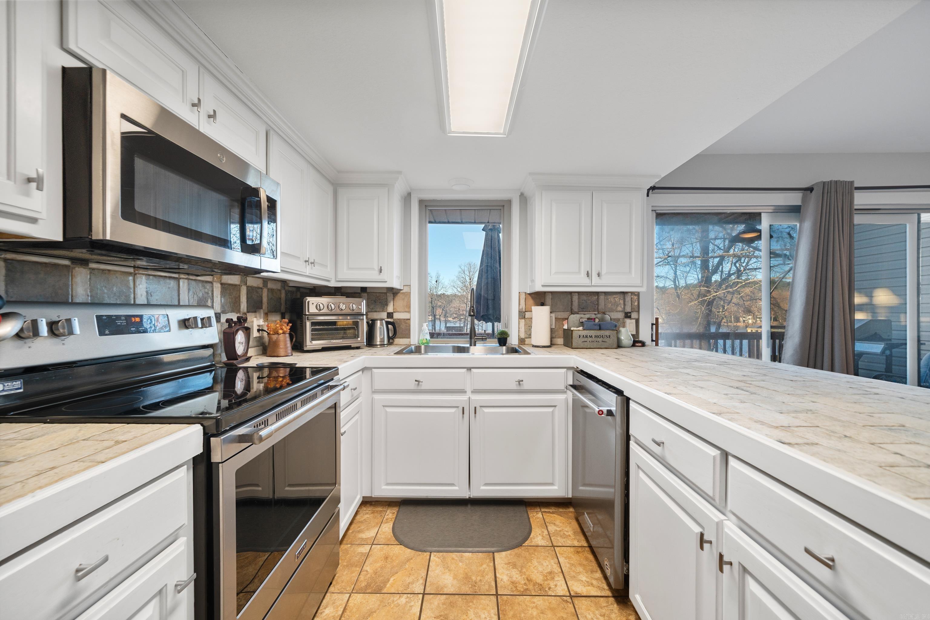 12 Calanas  Hot Springs Village, AR