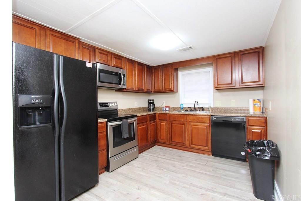 14 Cross  Mayflower, AR