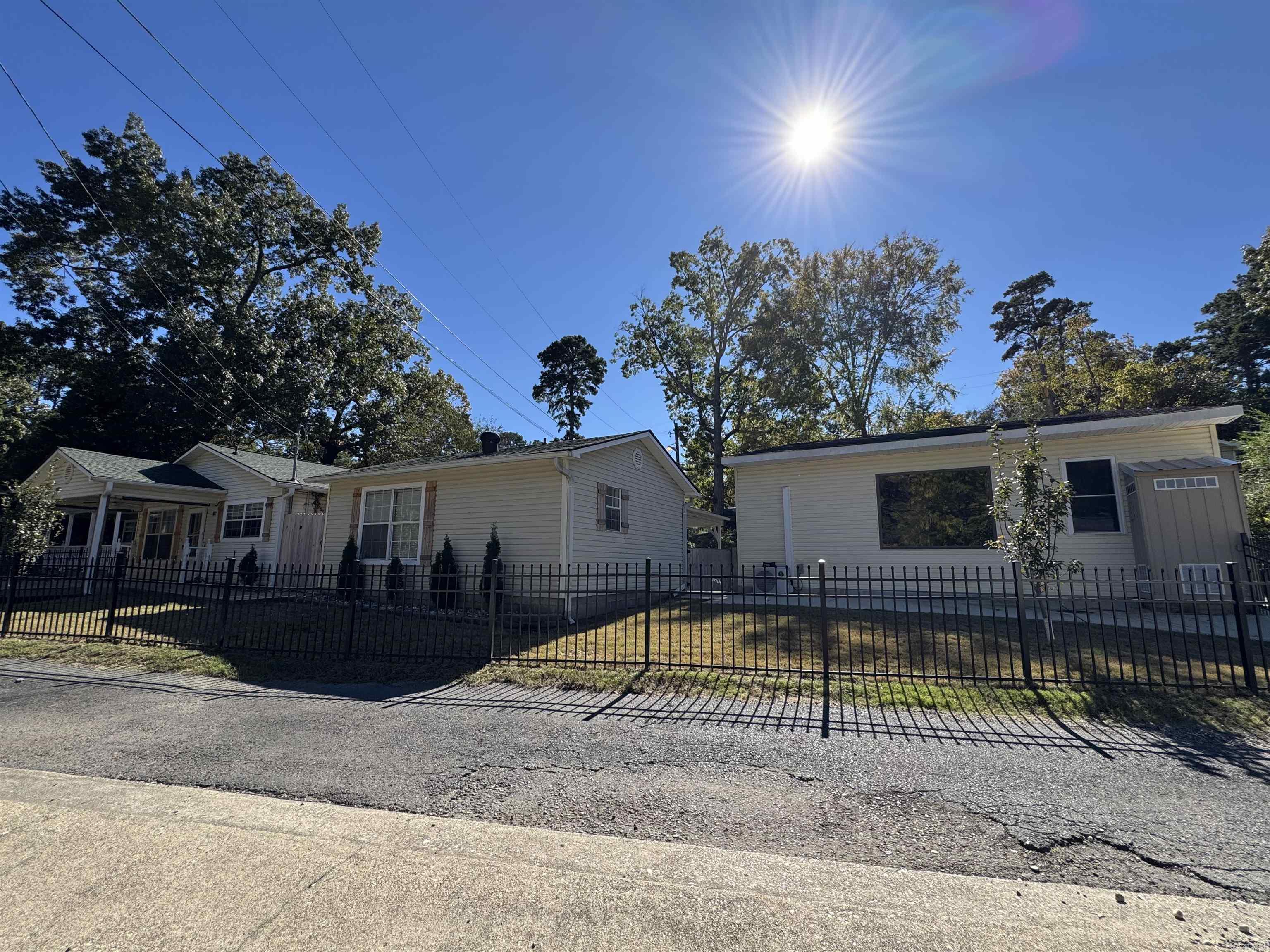 205 Kleinshore Road Hot Springs, AR 71901