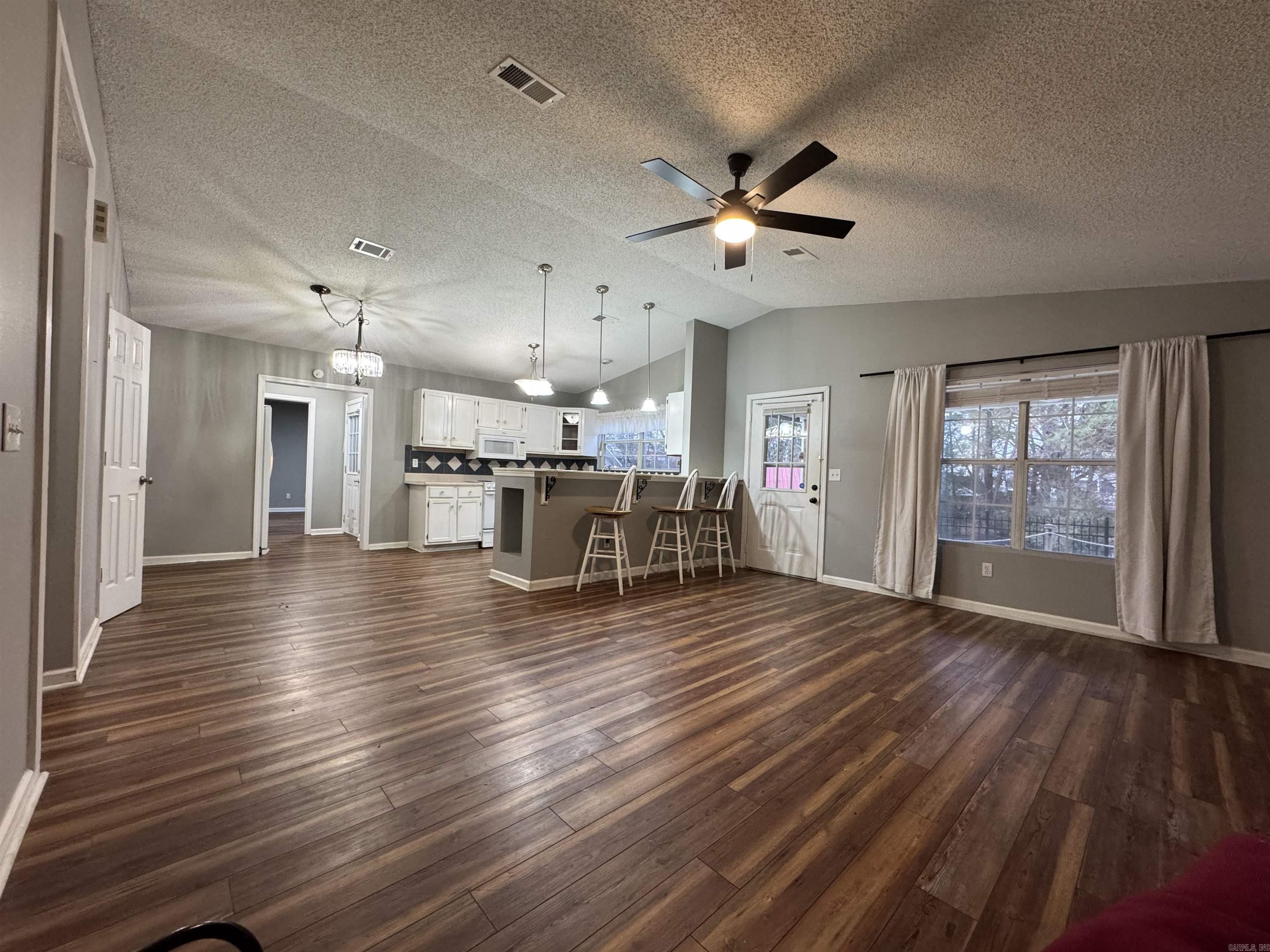 205 Kleinshore Road Hot Springs, AR 71901