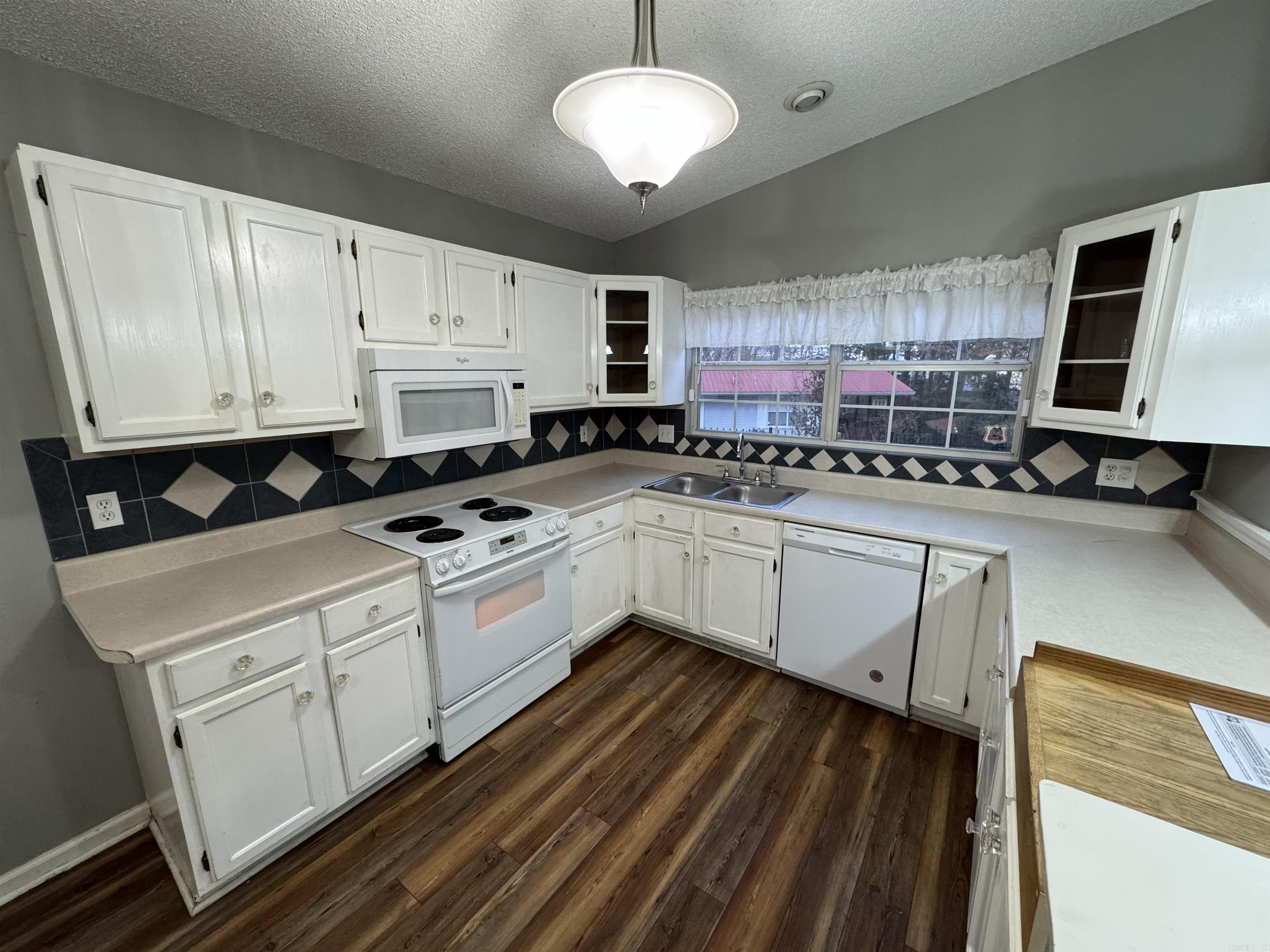 205 Kleinshore Road Hot Springs, AR 71901