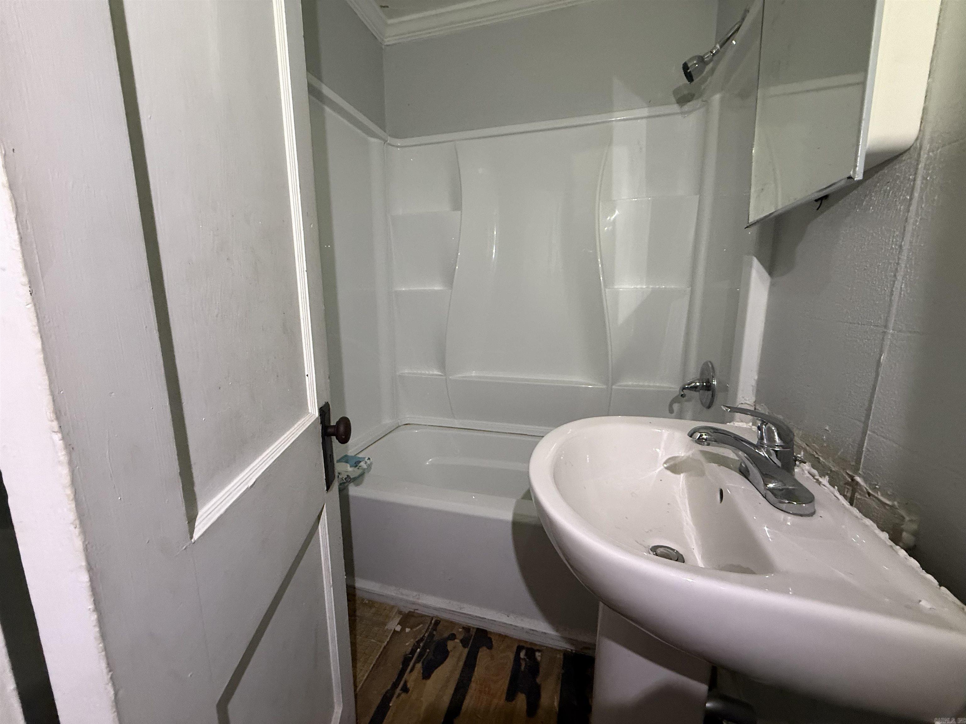 1803-1805 Augusta  North Little Rock, AR