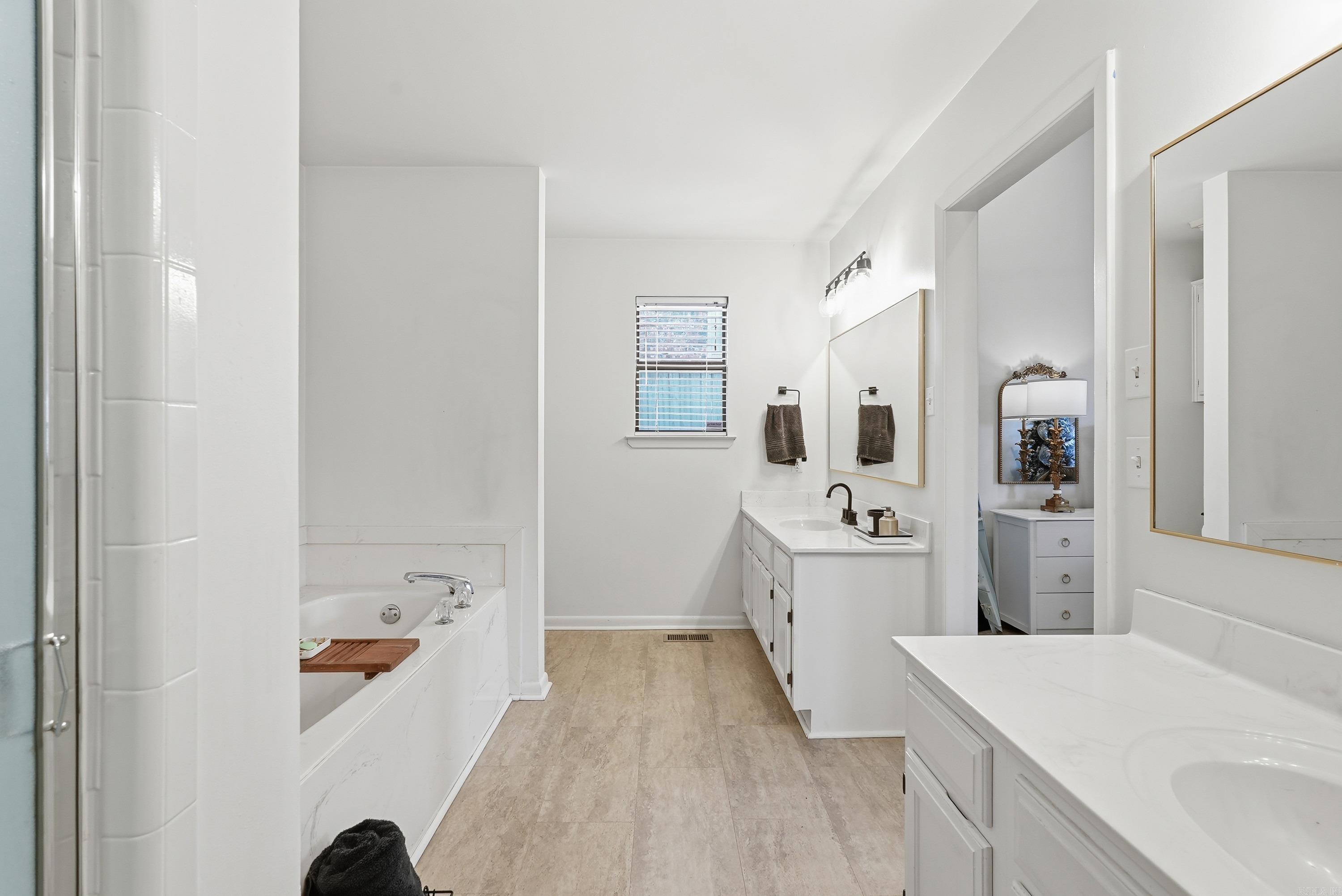 118 Cherrybark Dr Little Rock, AR 72211