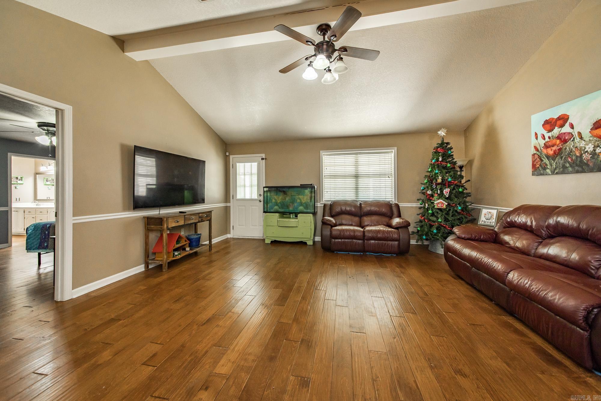 112 Selvidge Ln Searcy, AR 72143