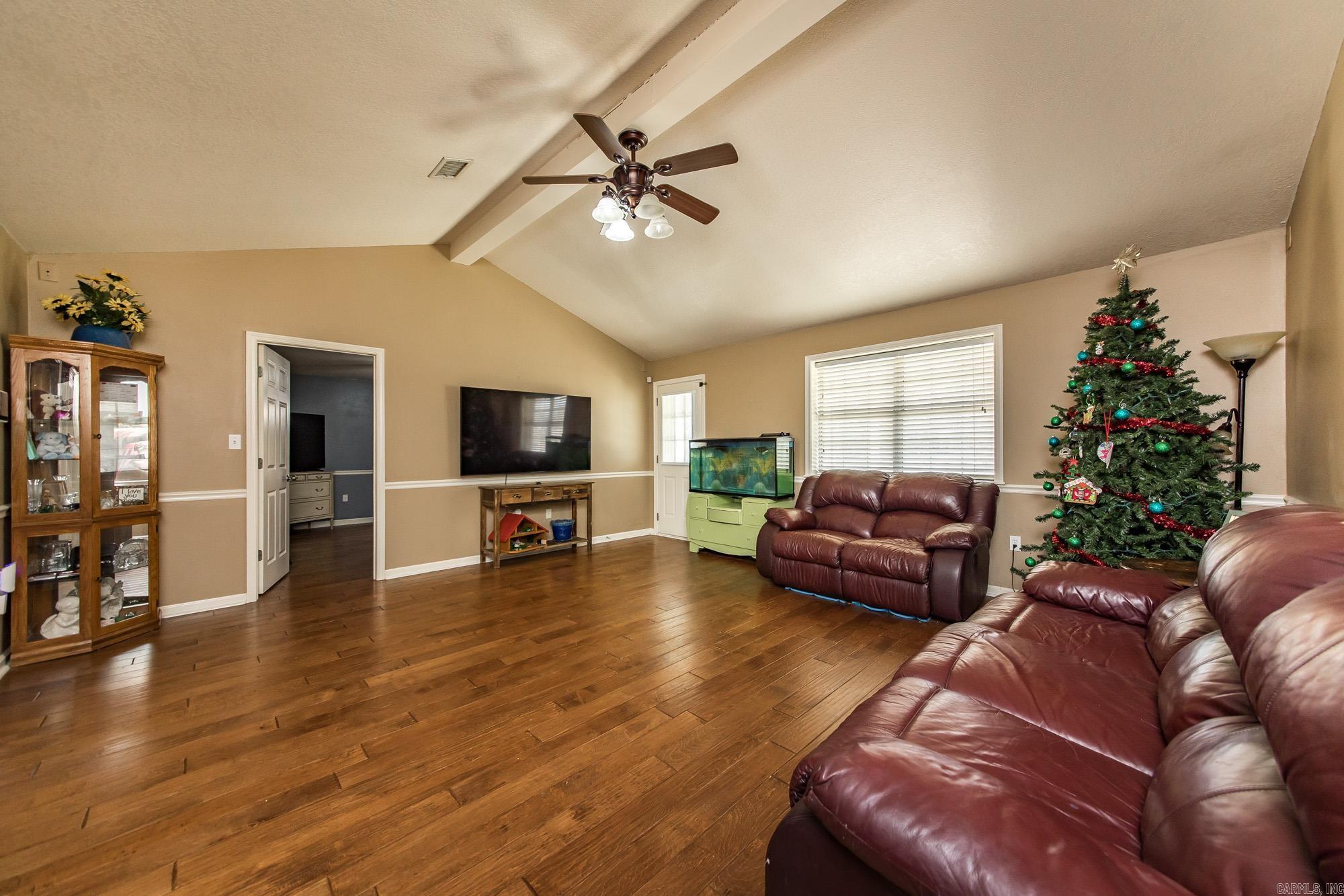 112 Selvidge Ln Searcy, AR 72143