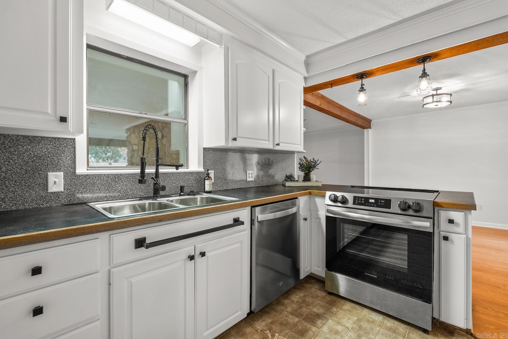 1730 Graham  Benton, AR