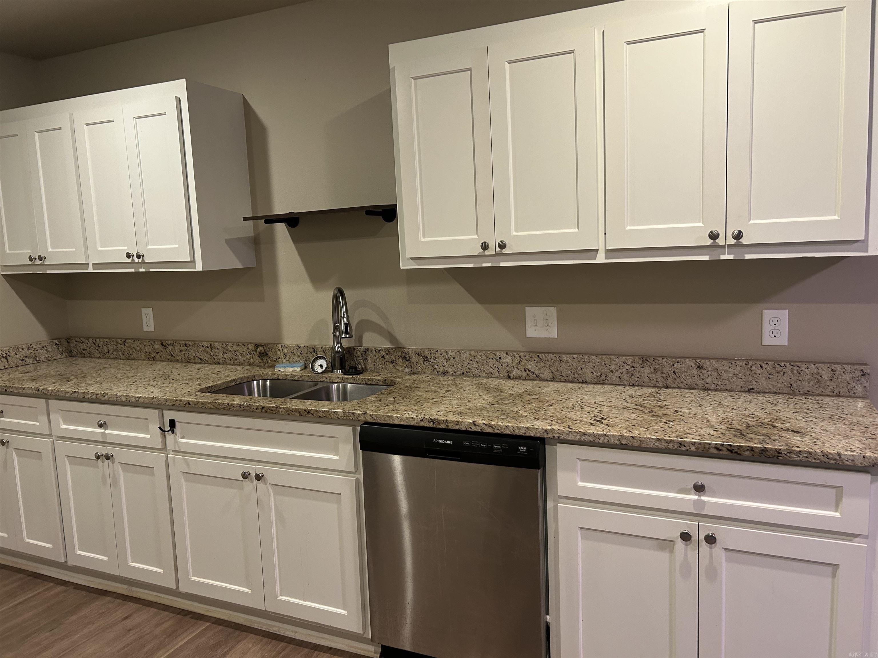 760 Gravel Hill Rd  Romance, AR