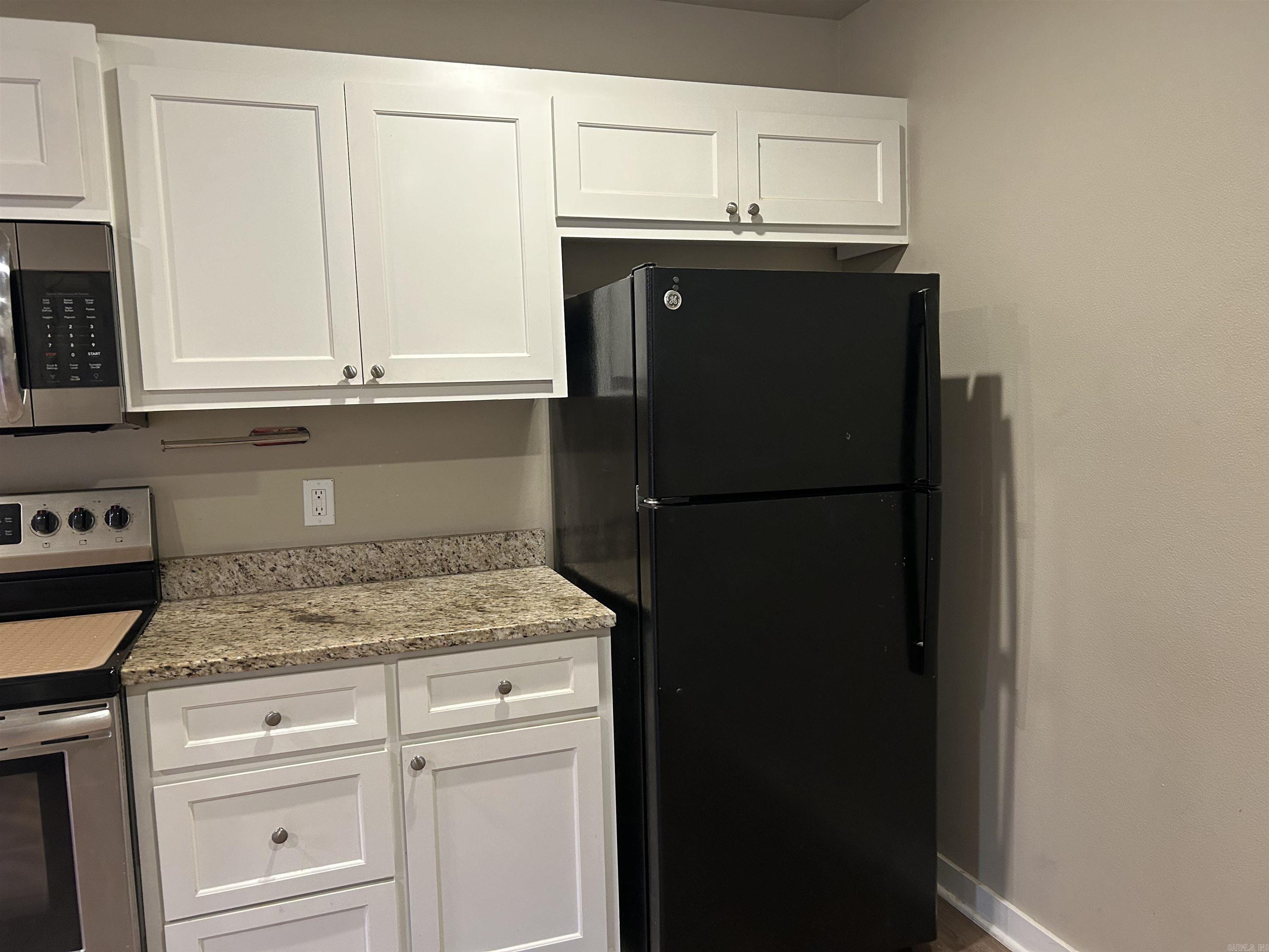 760 Gravel Hill Rd  Romance, AR